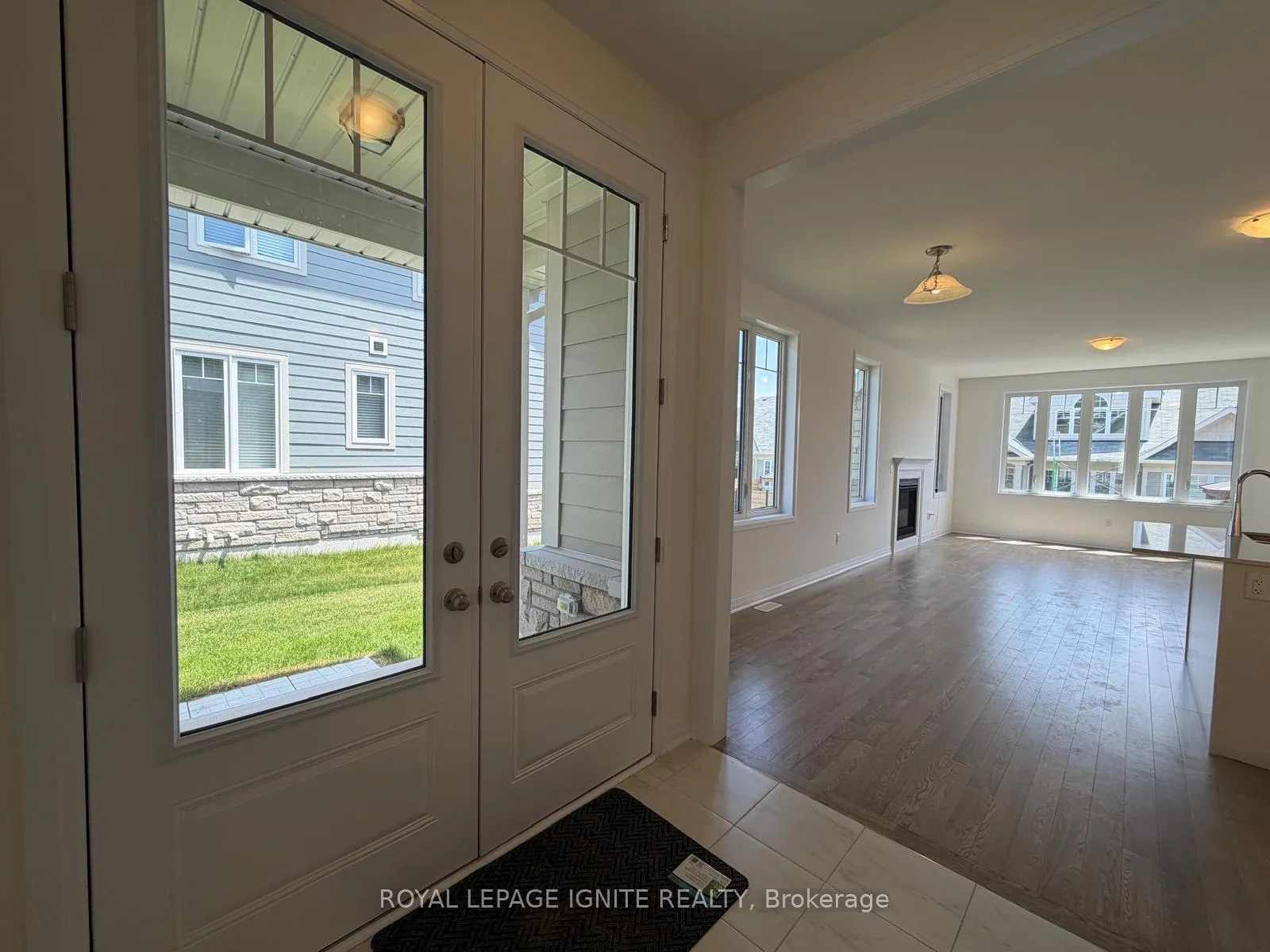 Photo 4 of 535 Hudson Crescent, Midland — HOMEH