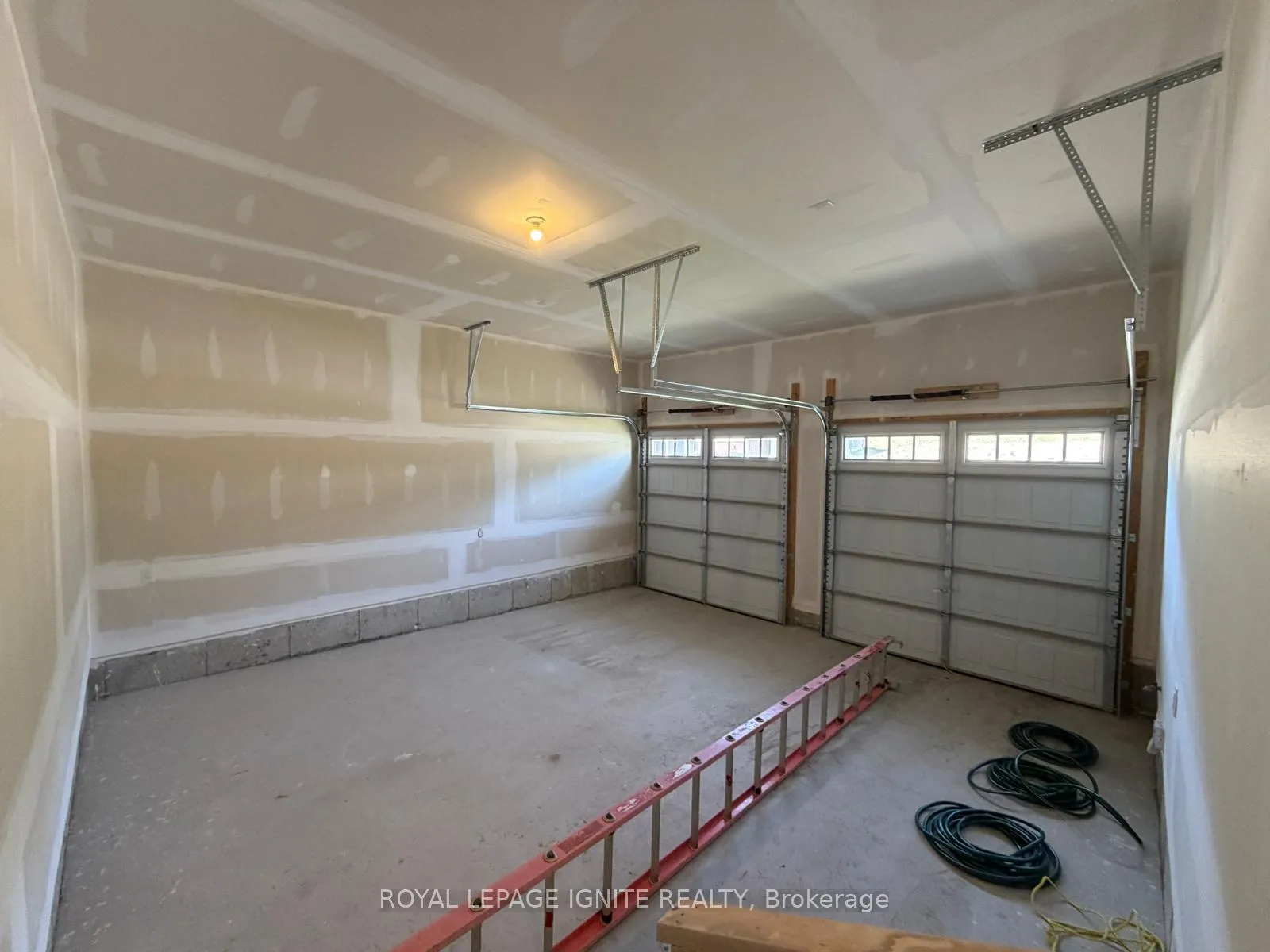 Photo 30 of 535 Hudson Crescent, Midland — HOMEH