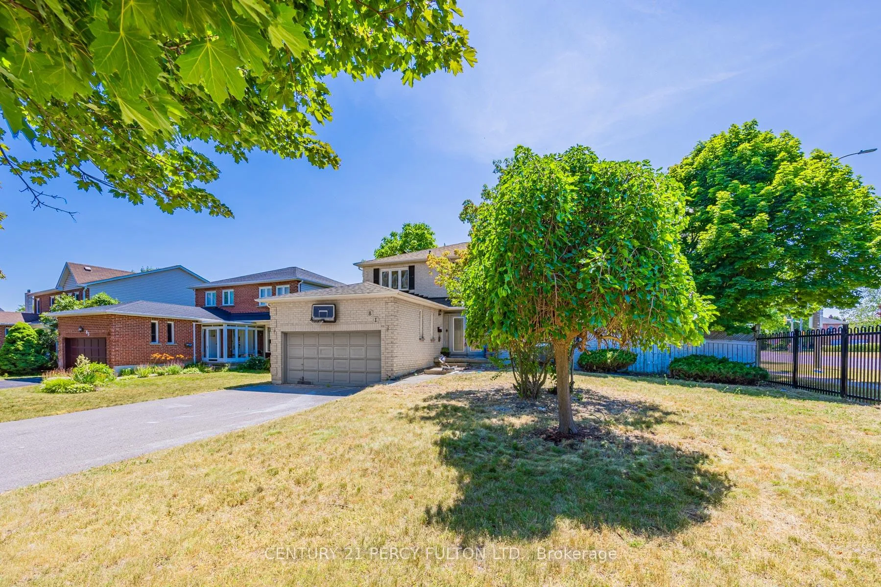 Photo 2 of 81 Ennisclare Place, Whitby, Pringle Creek — HOMEH