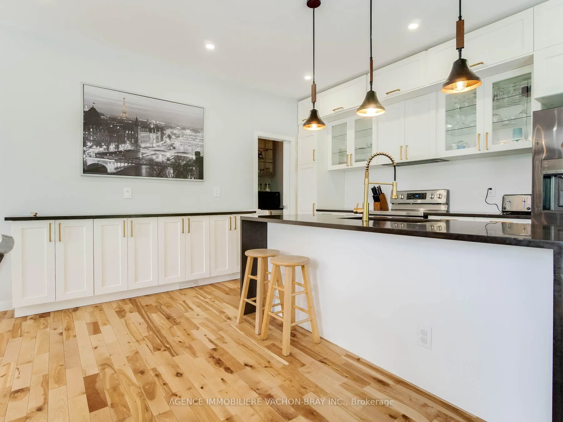 Photo 3 of 3814 Lakeside Drive, South Glengarry, South Glengarry (Lancaster) Twp — HOMEH