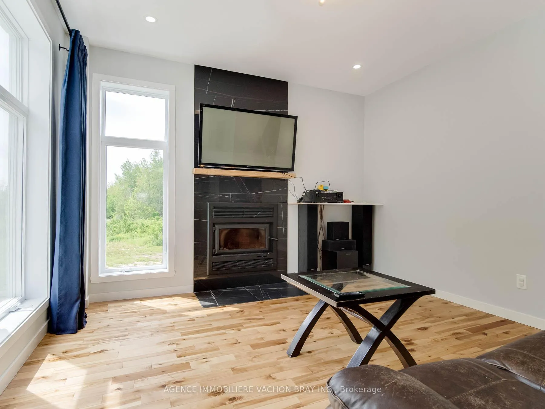 Photo 6 of 3814 Lakeside Drive, South Glengarry, South Glengarry (Lancaster) Twp — HOMEH