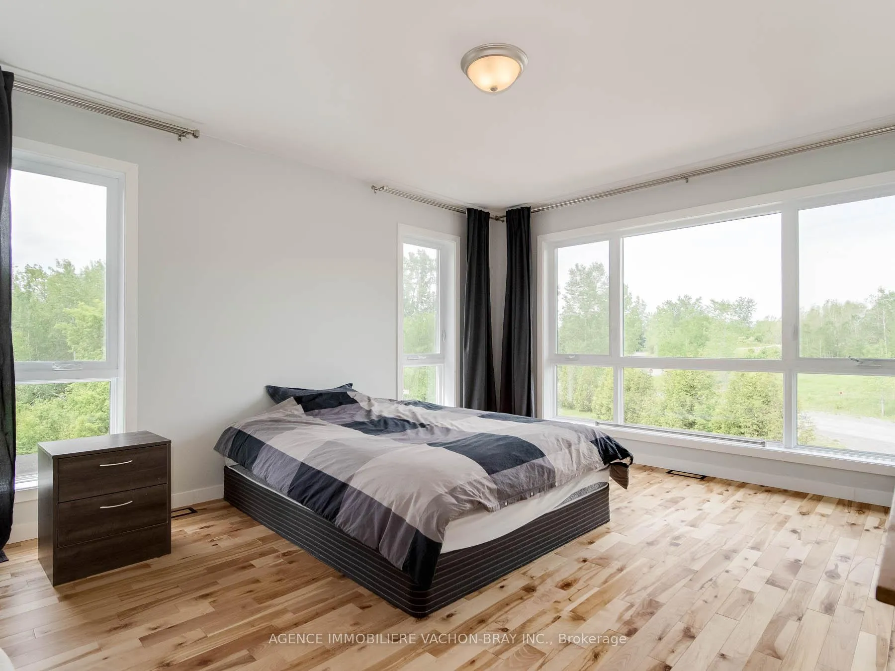 Photo 12 of 3814 Lakeside Drive, South Glengarry, South Glengarry (Lancaster) Twp — HOMEH