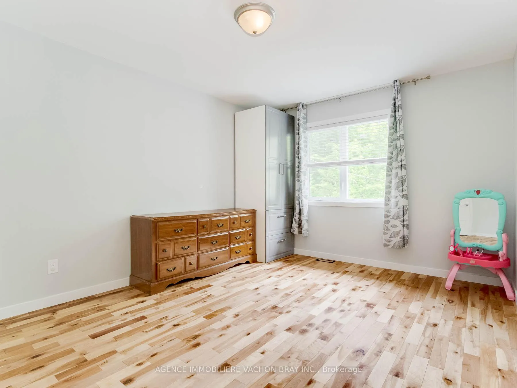 Photo 15 of 3814 Lakeside Drive, South Glengarry, South Glengarry (Lancaster) Twp — HOMEH