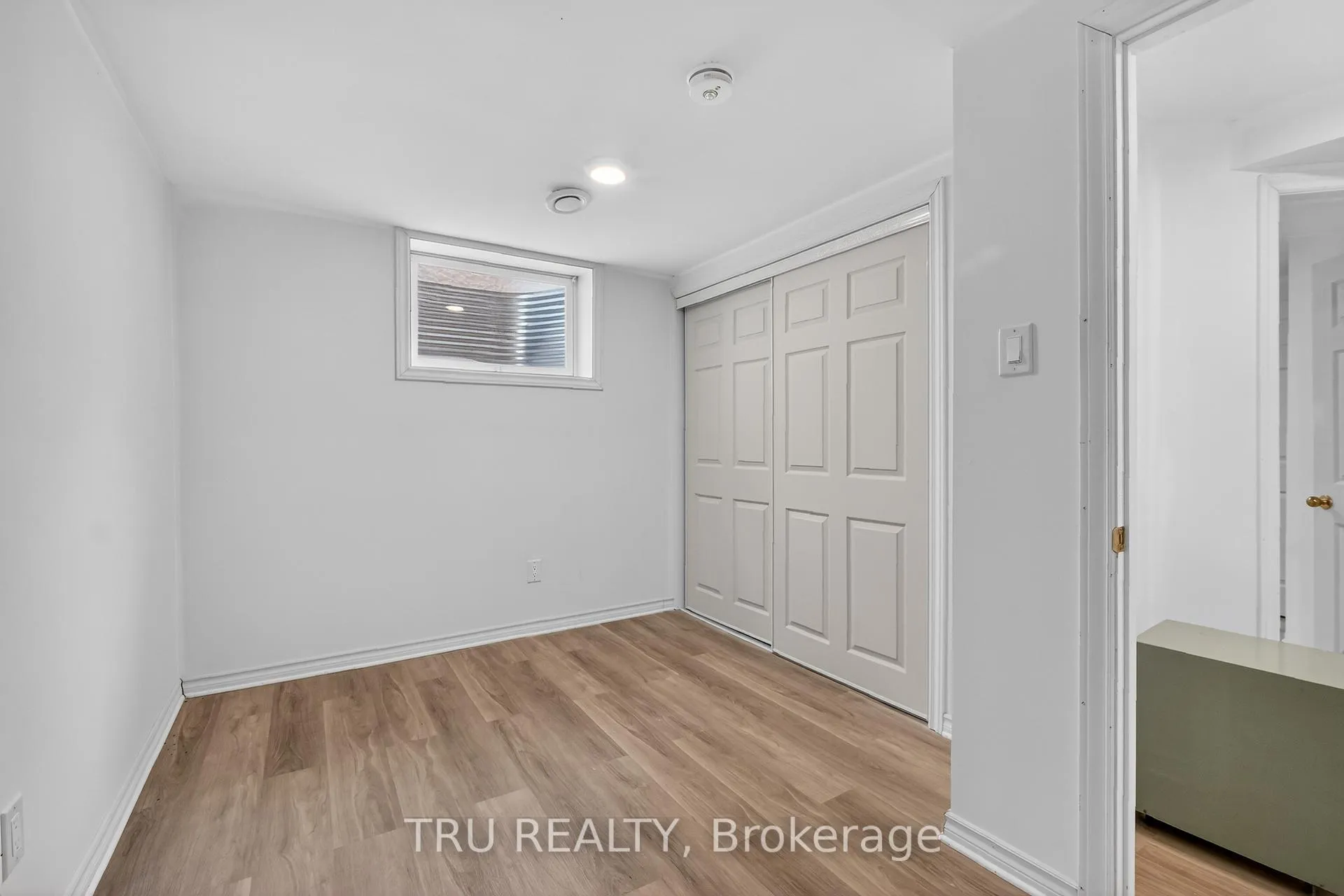 Photo 15 of Unit B, 1263 Maitland Avenue, Ottawa, Copeland Park — HOMEH