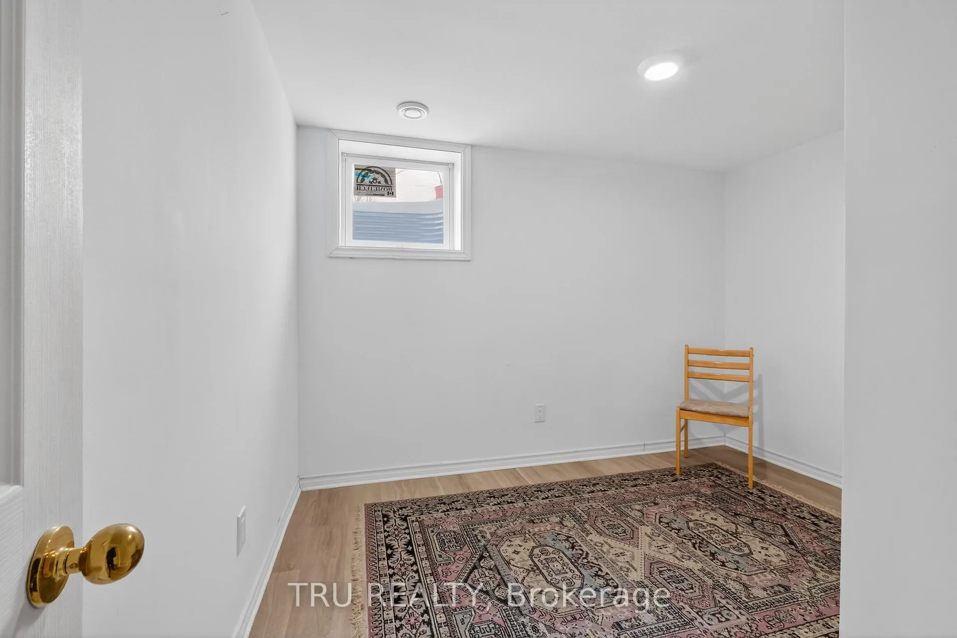 Photo 17 of Unit B, 1263 Maitland Avenue, Ottawa, Copeland Park — HOMEH
