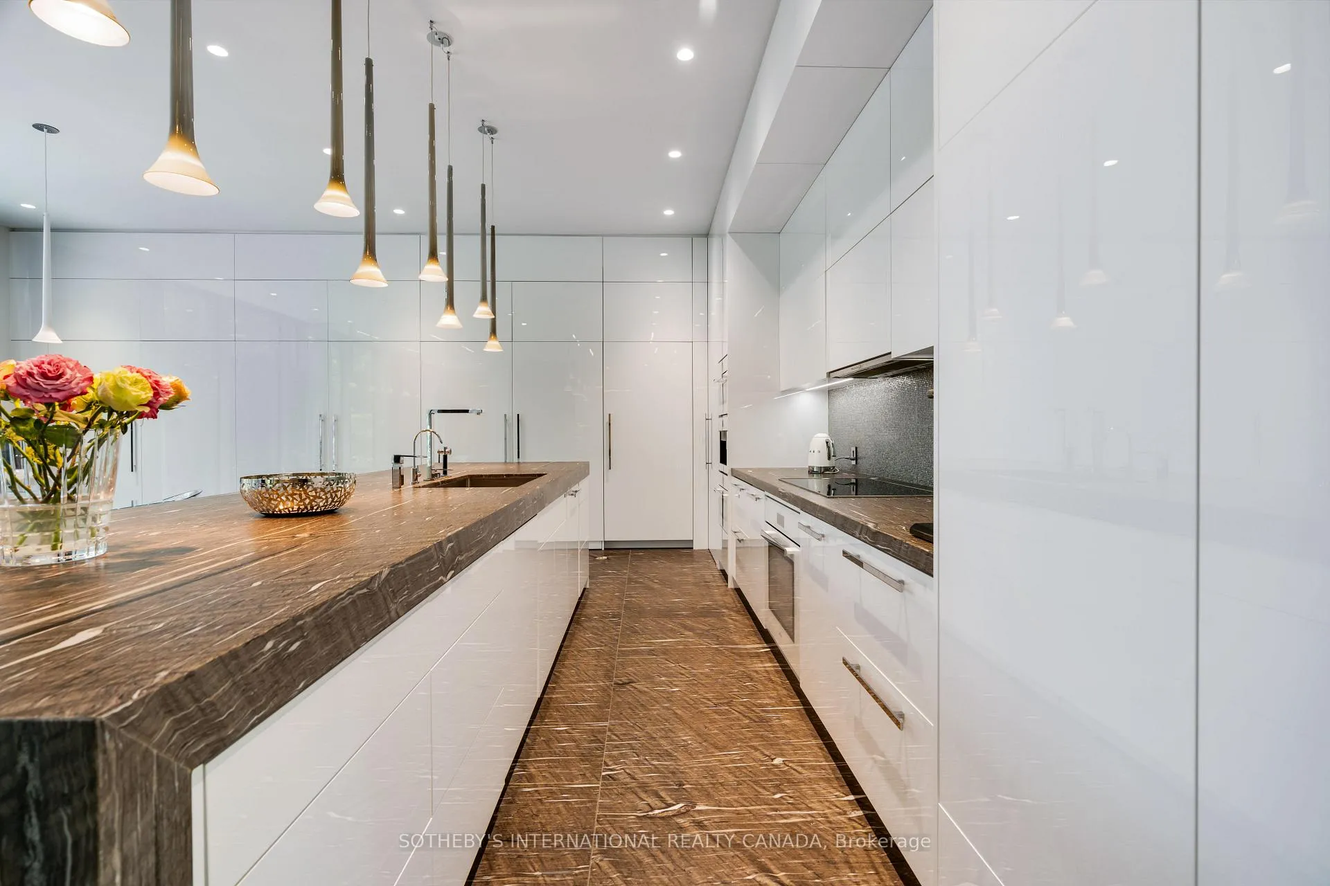 Photo 12 of 130 Riverview Drive, Toronto, Lawrence Park North — HOMEH