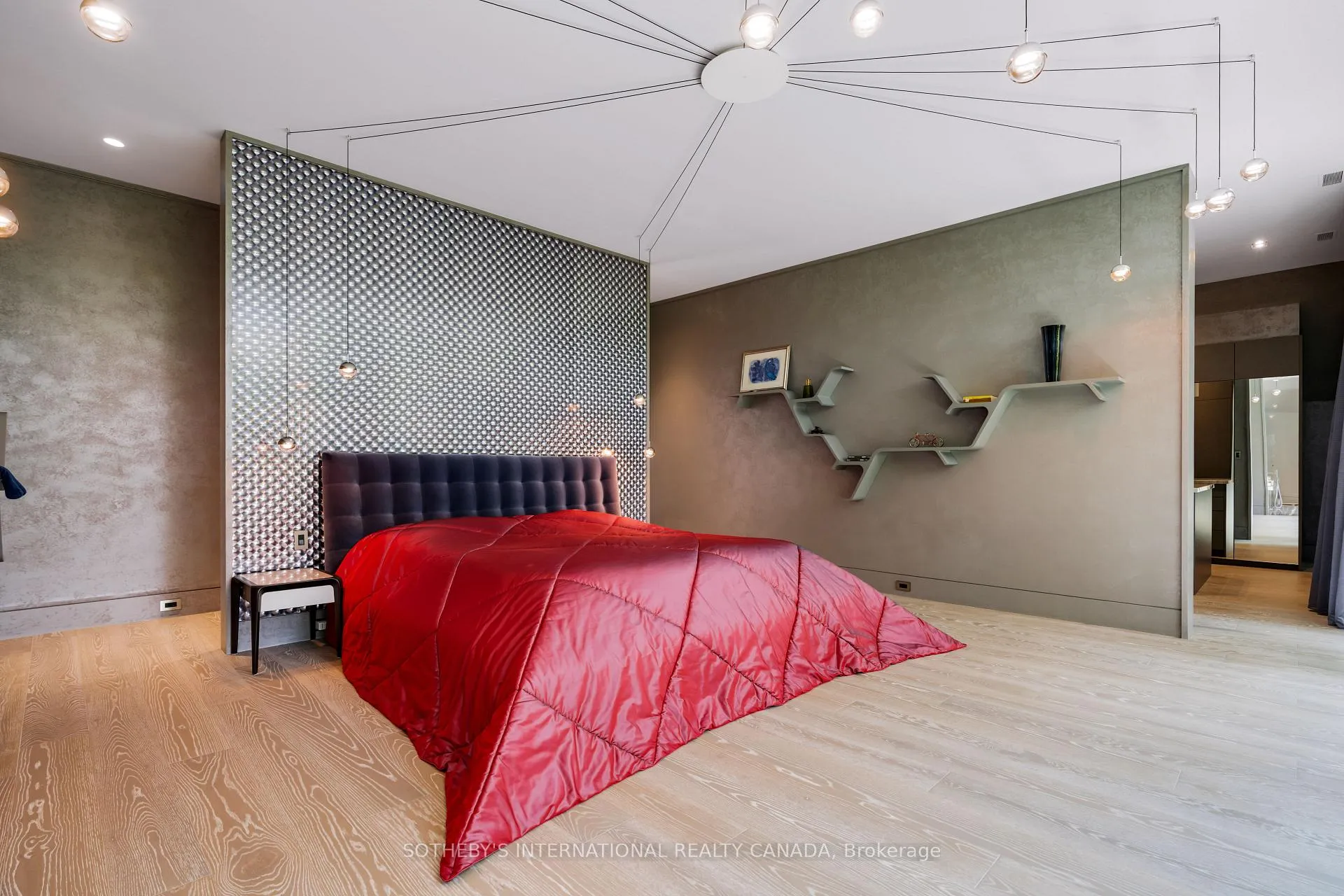 Photo 26 of 130 Riverview Drive, Toronto, Lawrence Park North — HOMEH