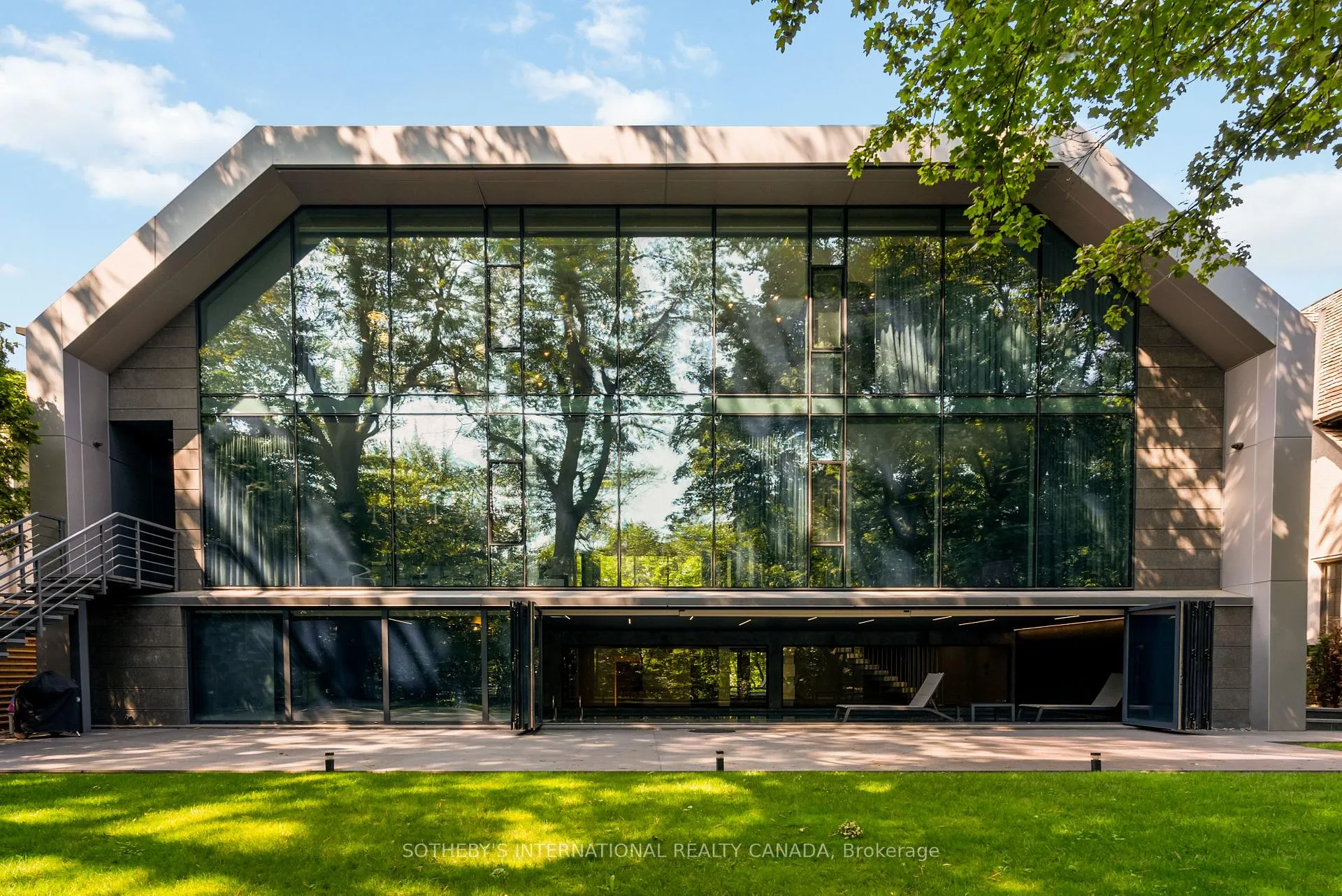 Photo 45 of 130 Riverview Drive, Toronto, Lawrence Park North — HOMEH