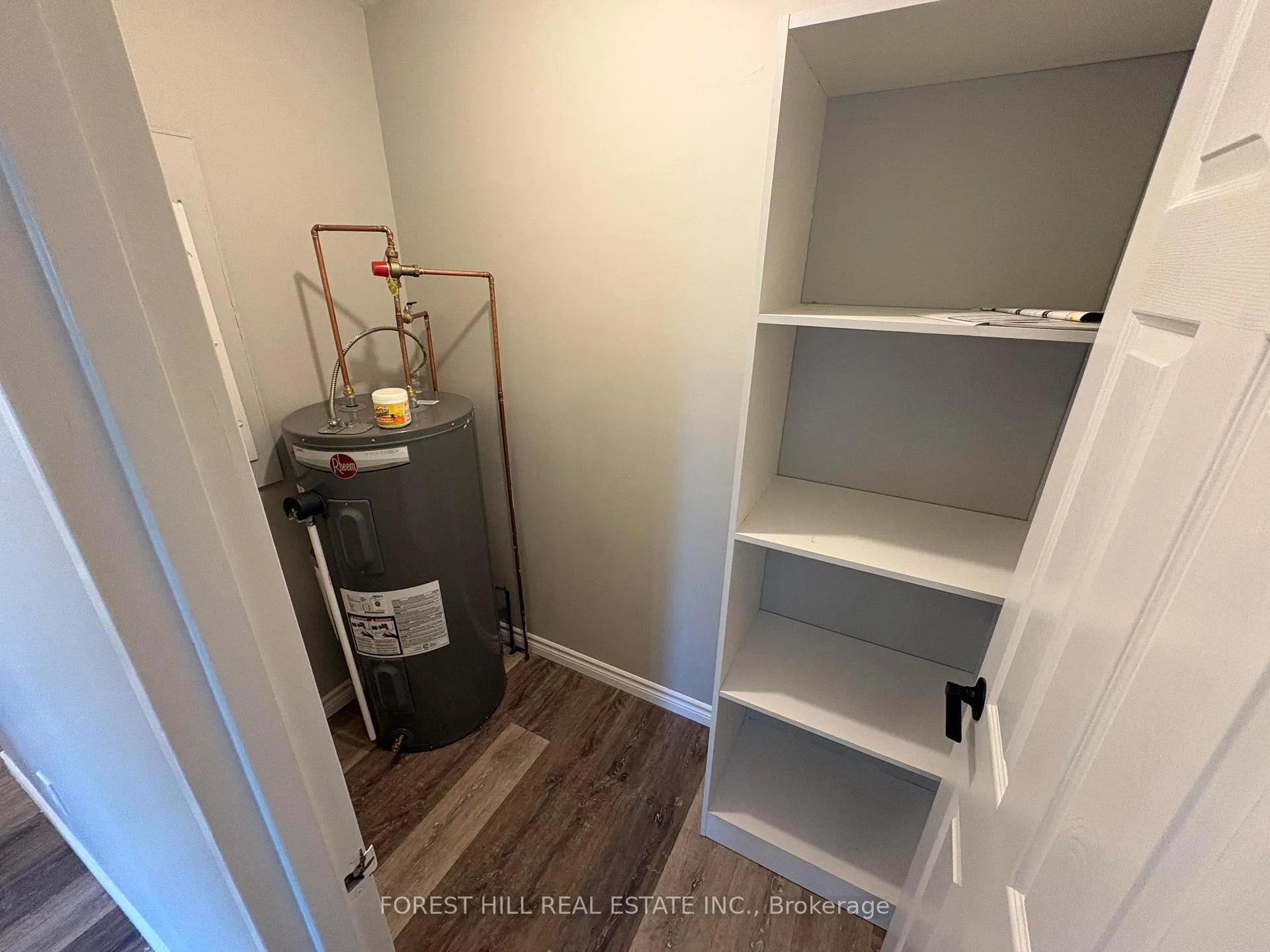 Photo 14 of Unit 4, 130 King Street E, Clarington, Bowmanville — HOMEH
