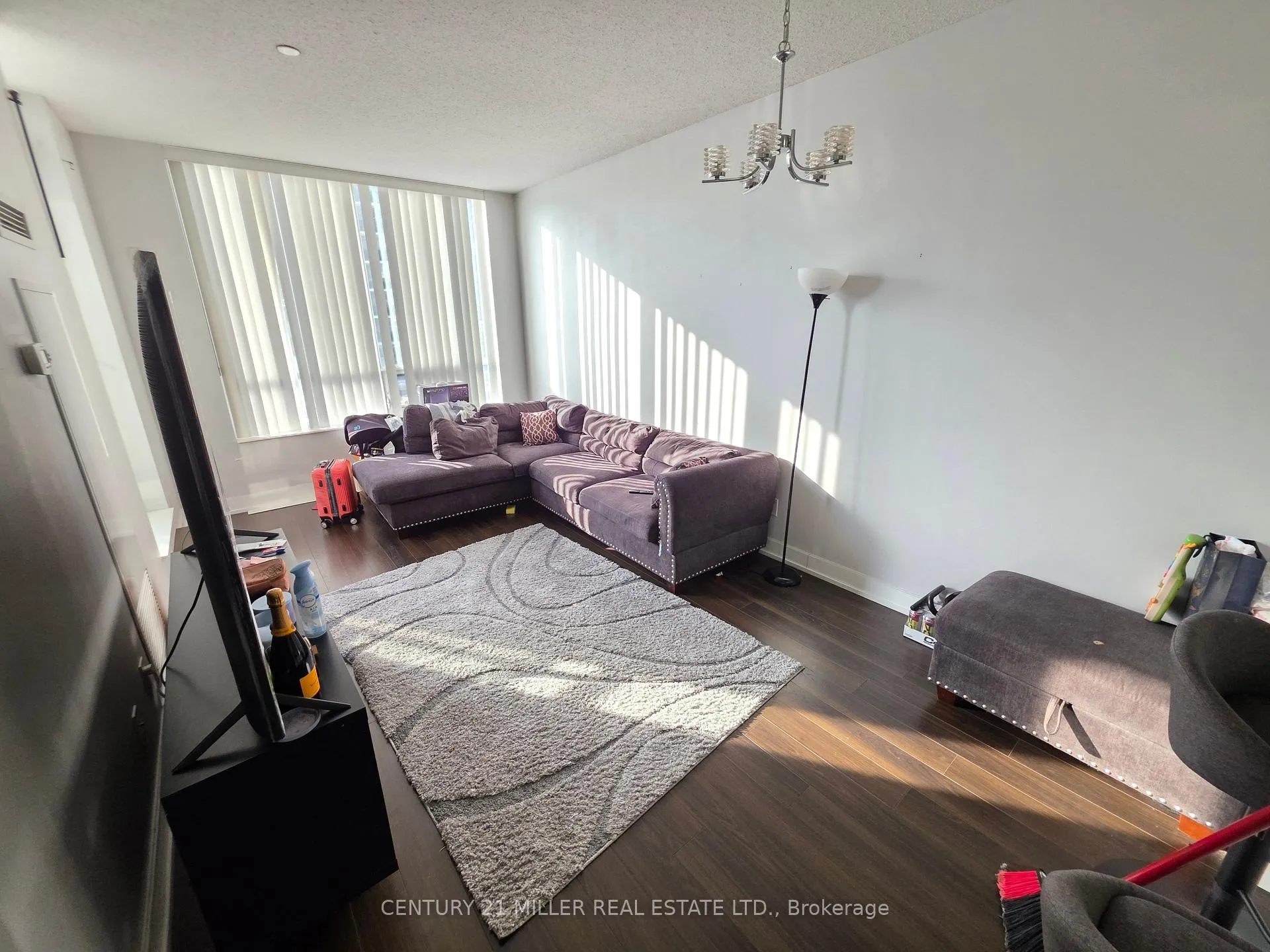 Photo 9 of Unit 111, 6 Eva Road, Etobicoke, Etobicoke West Mall — HOMEH