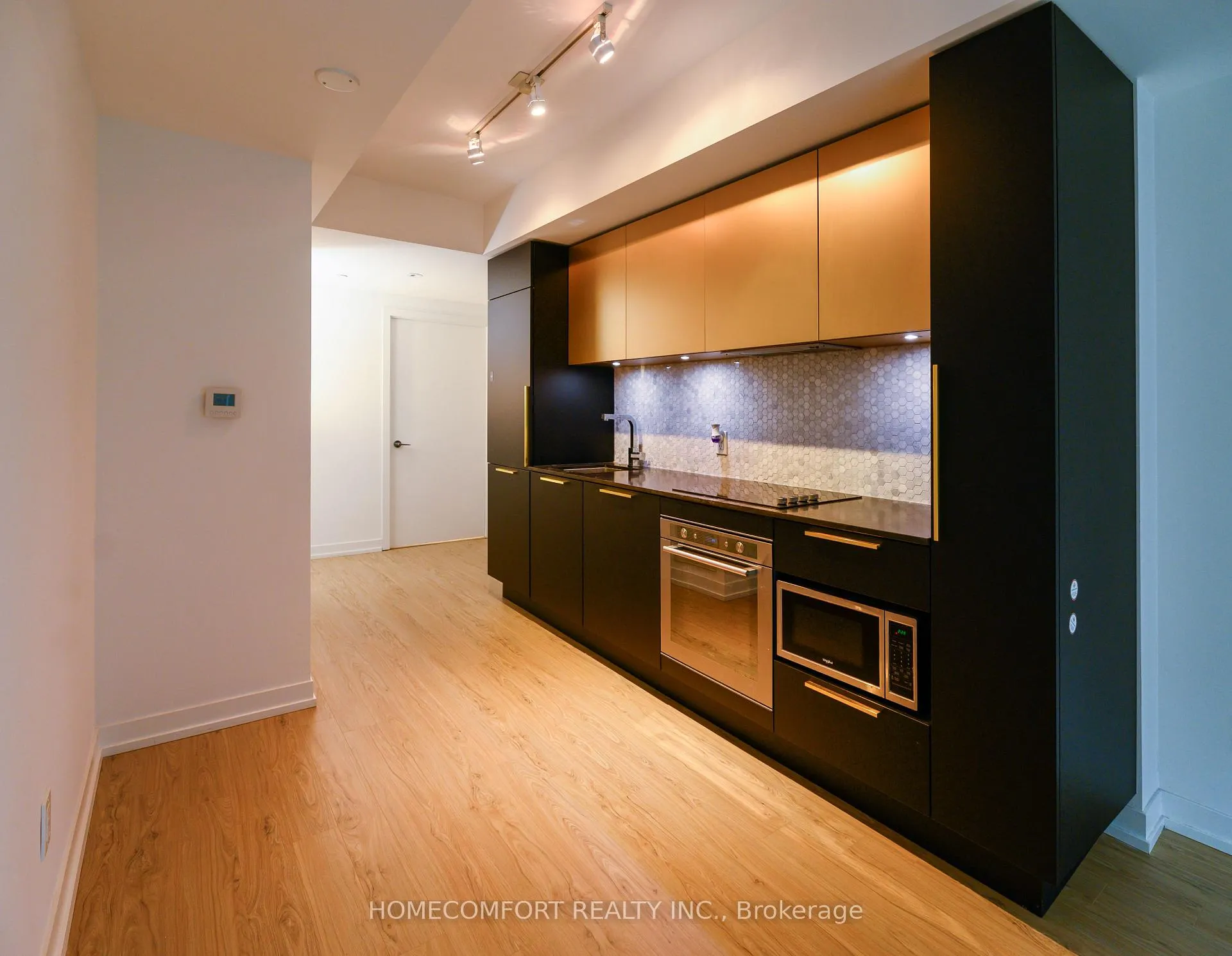Photo 8 of Unit 621, 85 wood Street, Toronto, Church-Yonge Corridor — HOMEH