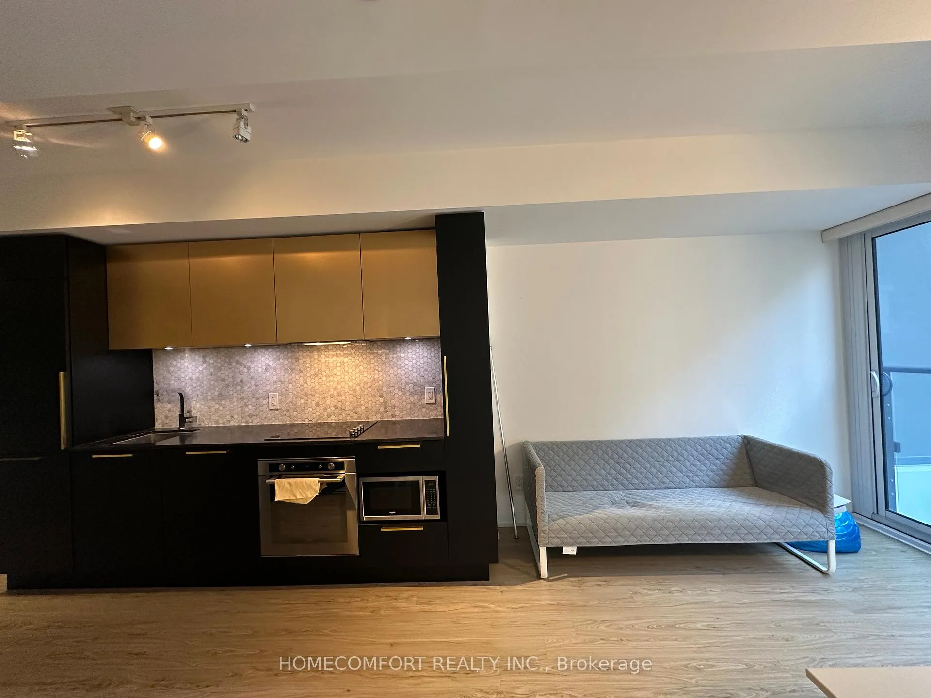 Photo 11 of Unit 621, 85 wood Street, Toronto, Church-Yonge Corridor — HOMEH