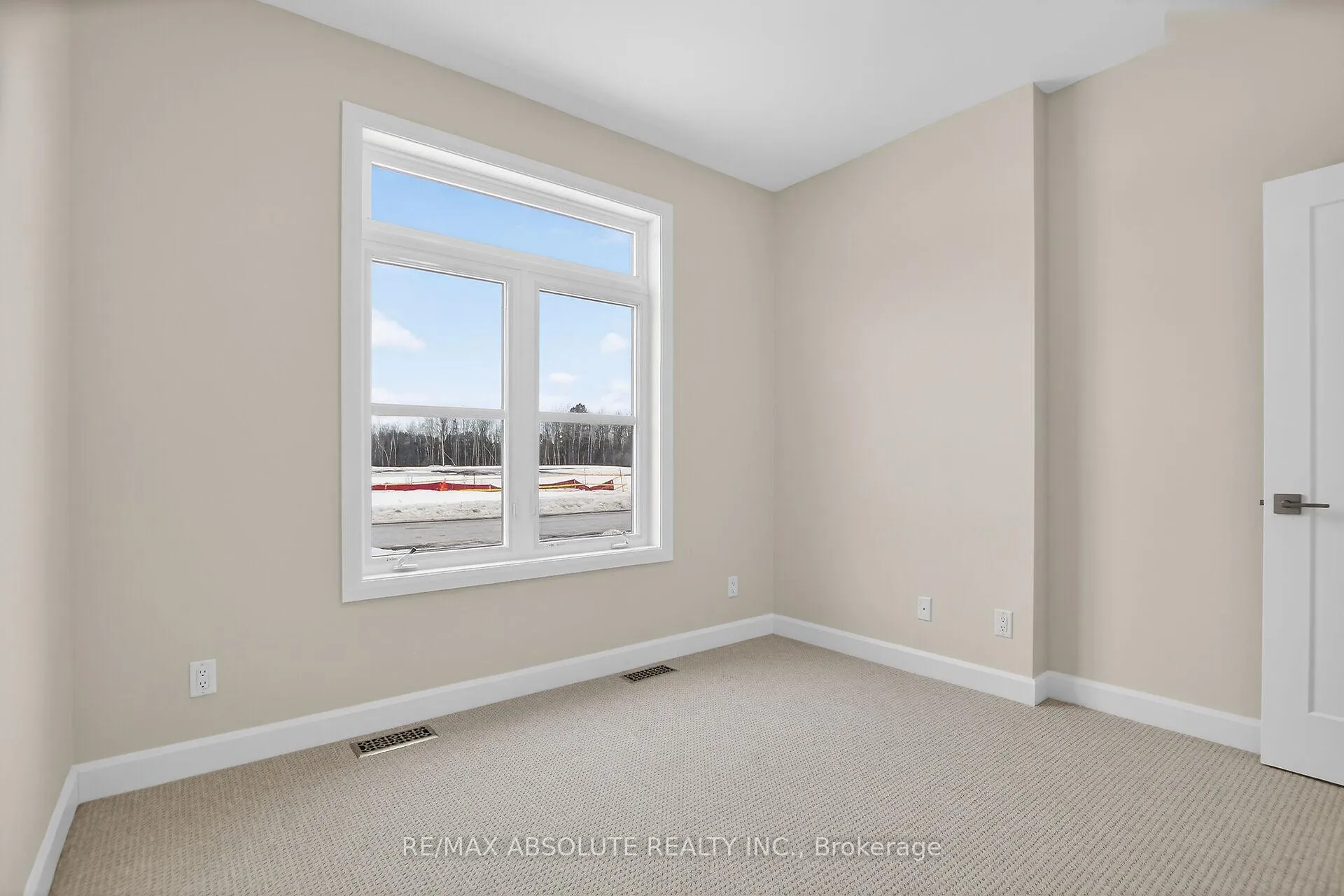 Photo 8 of 379 Equinelle Drive, North Grenville, North Grenville Twp (Kemptville South) — HOMEH