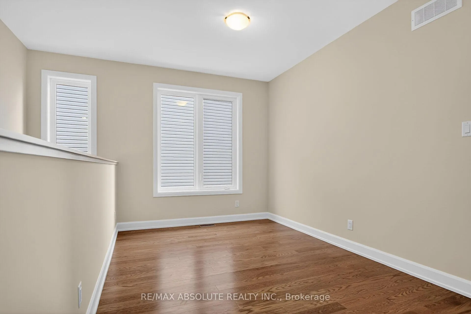 Photo 13 of 379 Equinelle Drive, North Grenville, North Grenville Twp (Kemptville South) — HOMEH