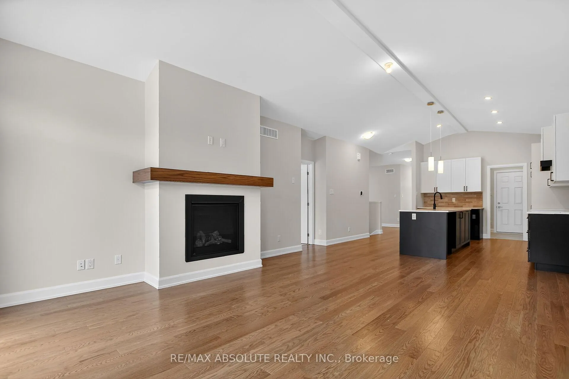 Photo 25 of 379 Equinelle Drive, North Grenville, North Grenville Twp (Kemptville South) — HOMEH