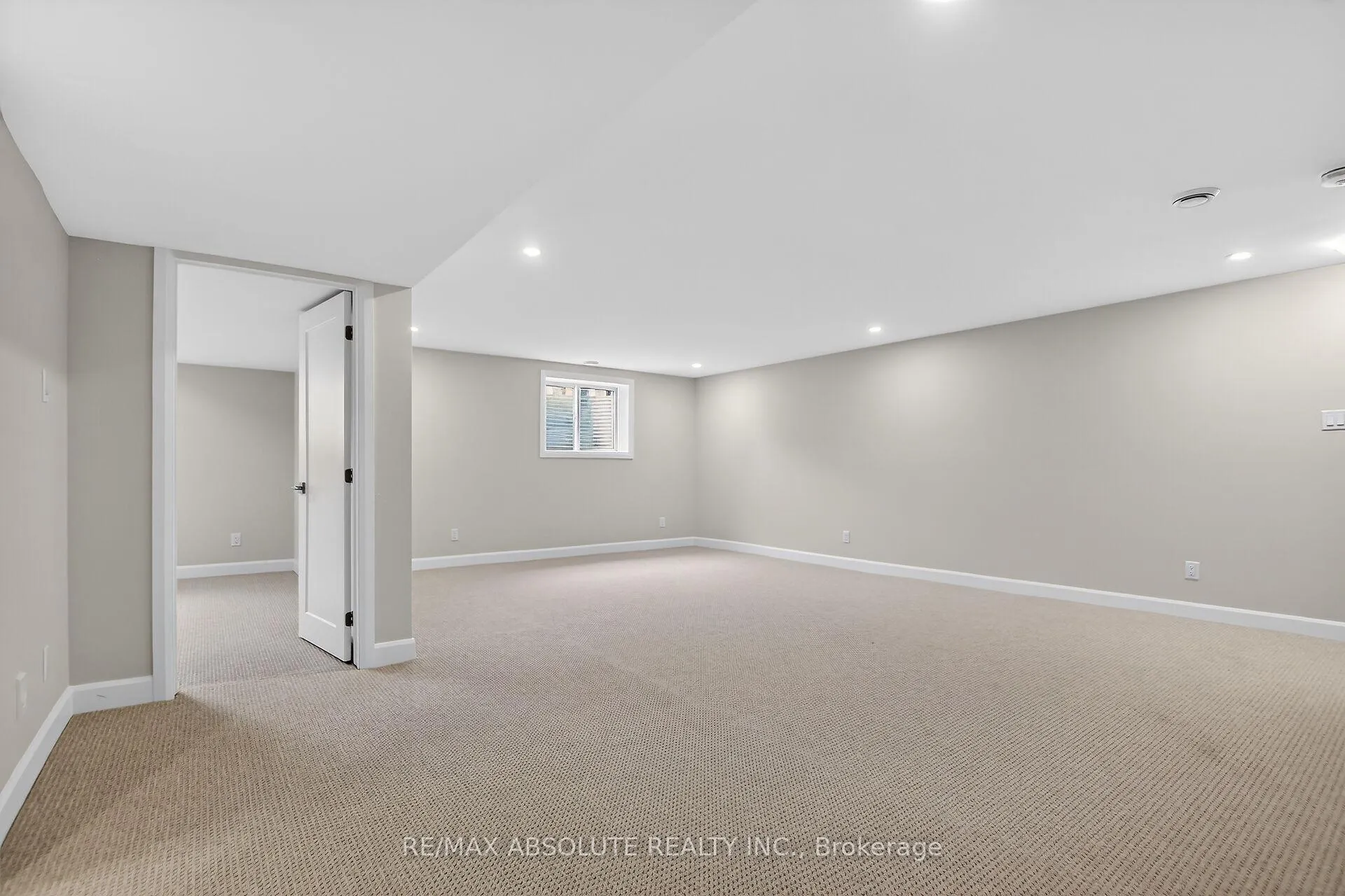 Photo 35 of 379 Equinelle Drive, North Grenville, North Grenville Twp (Kemptville South) — HOMEH