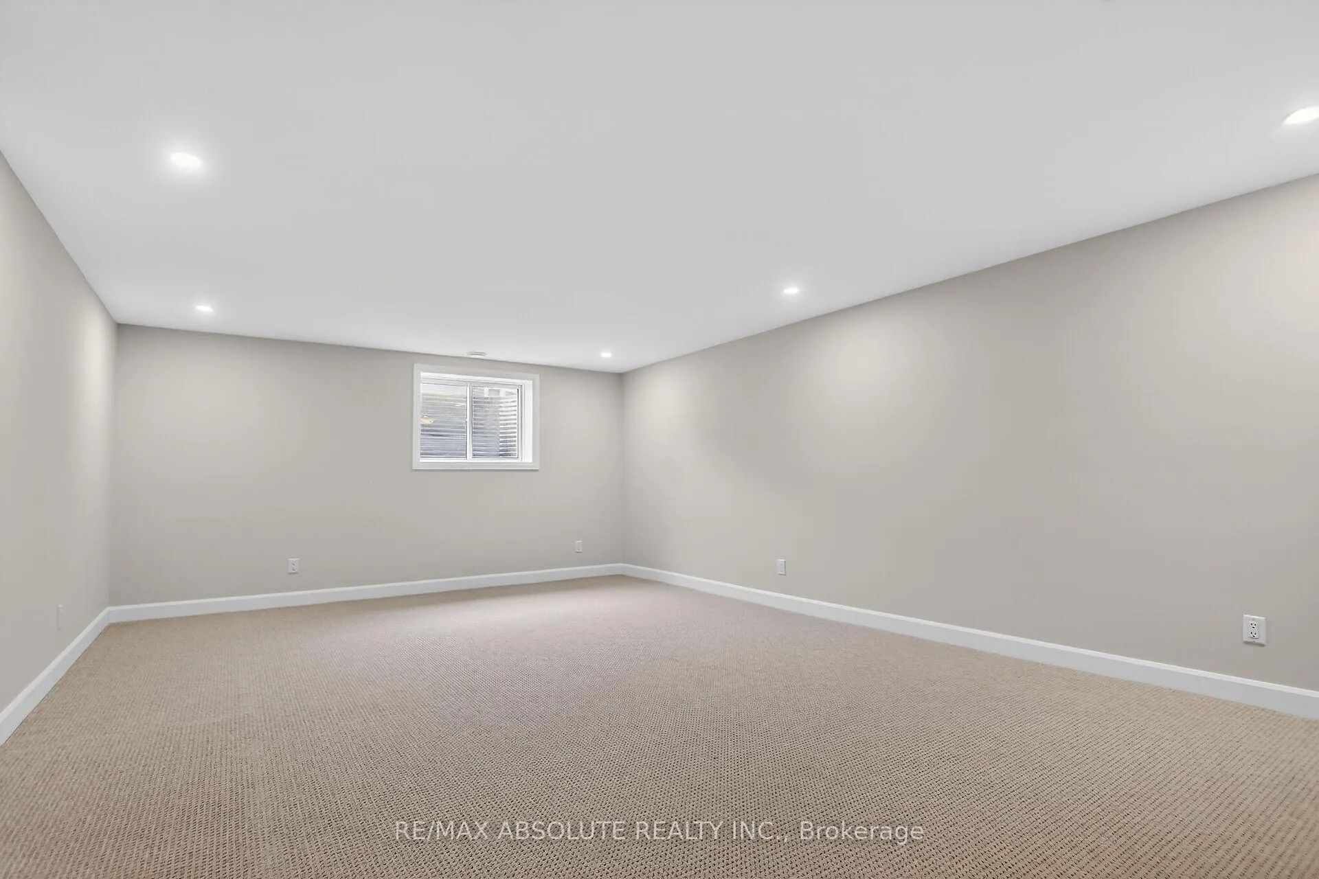 Photo 36 of 379 Equinelle Drive, North Grenville, North Grenville Twp (Kemptville South) — HOMEH