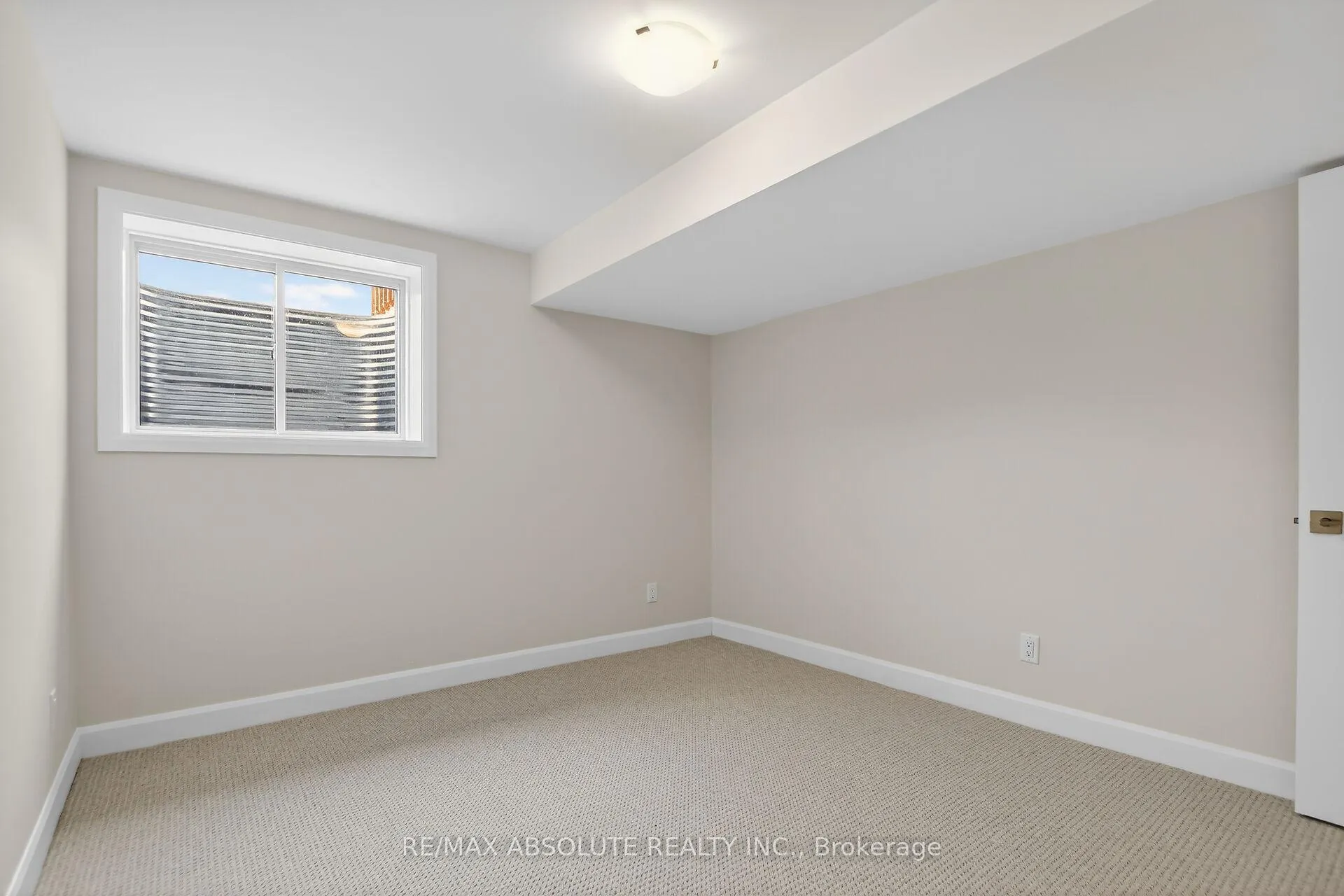 Photo 42 of 379 Equinelle Drive, North Grenville, North Grenville Twp (Kemptville South) — HOMEH