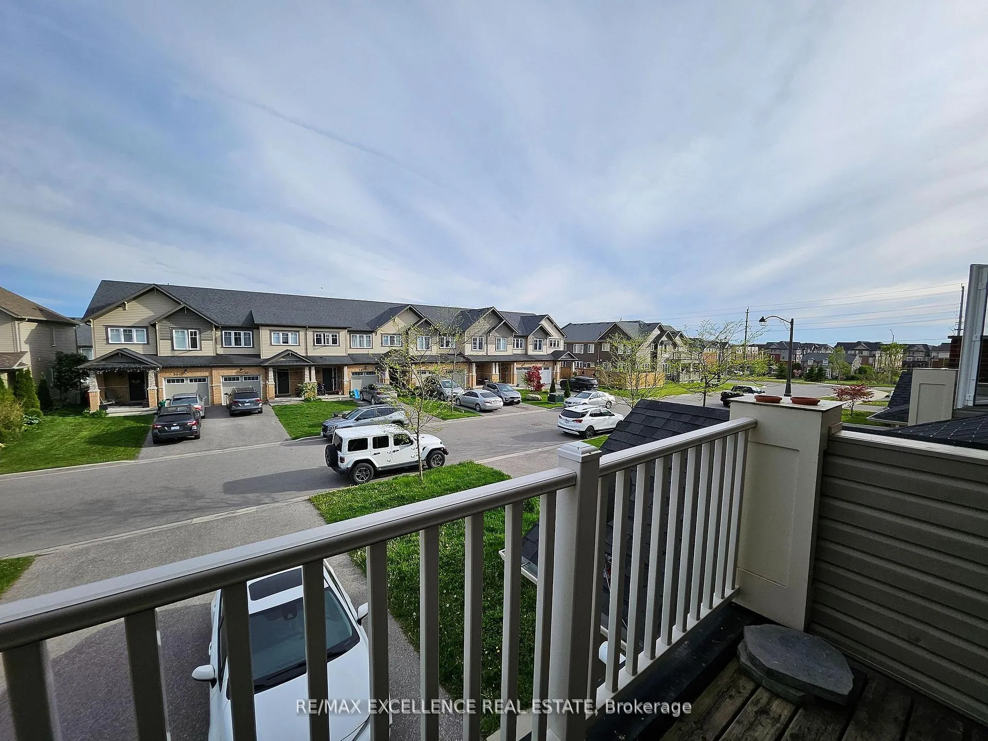 Photo 18 of 29 Great Gabe Crescent, Oshawa, Windfields — HOMEH