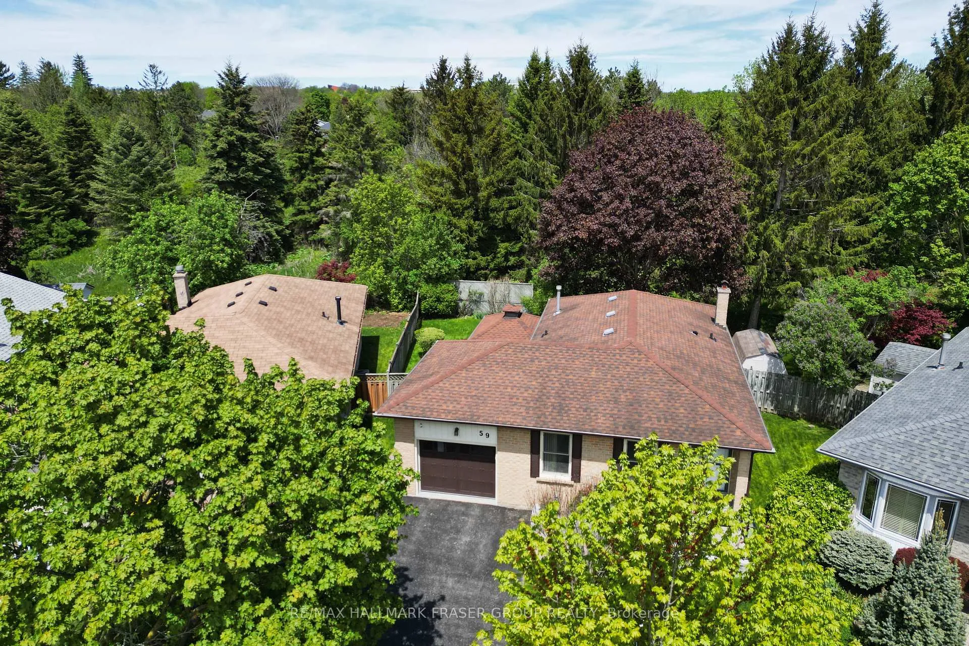 Photo 1 of 59 Regency Crescent, Whitby, Downtown Whitby — HOMEH