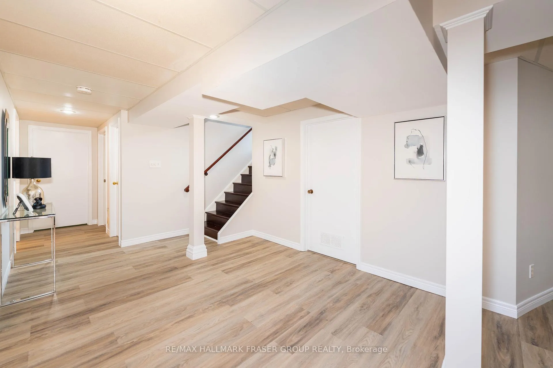Photo 17 of 59 Regency Crescent, Whitby, Downtown Whitby — HOMEH