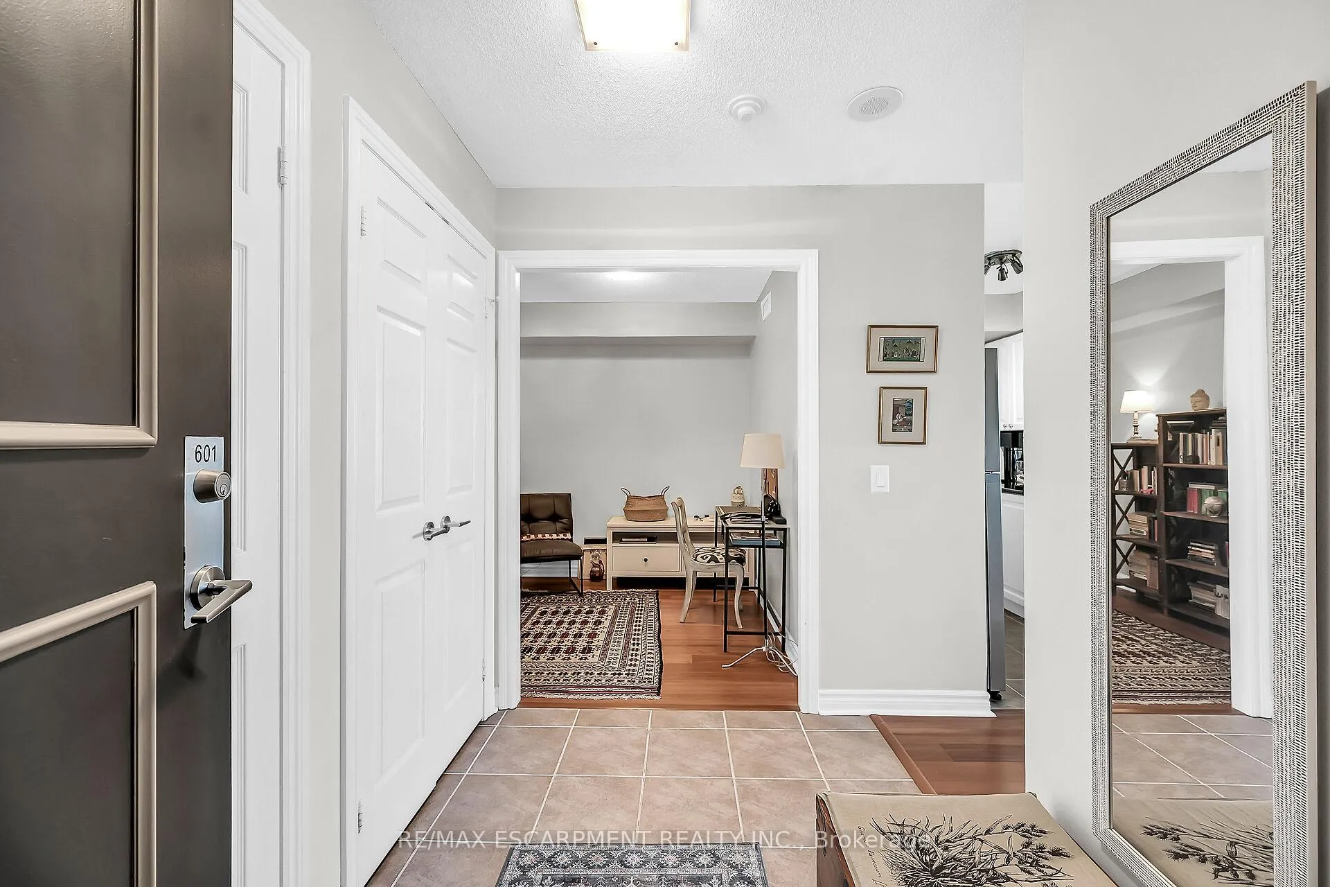 Photo 5 of Unit 601, 2365 Central Park Drive, Oakville, River Oaks — HOMEH