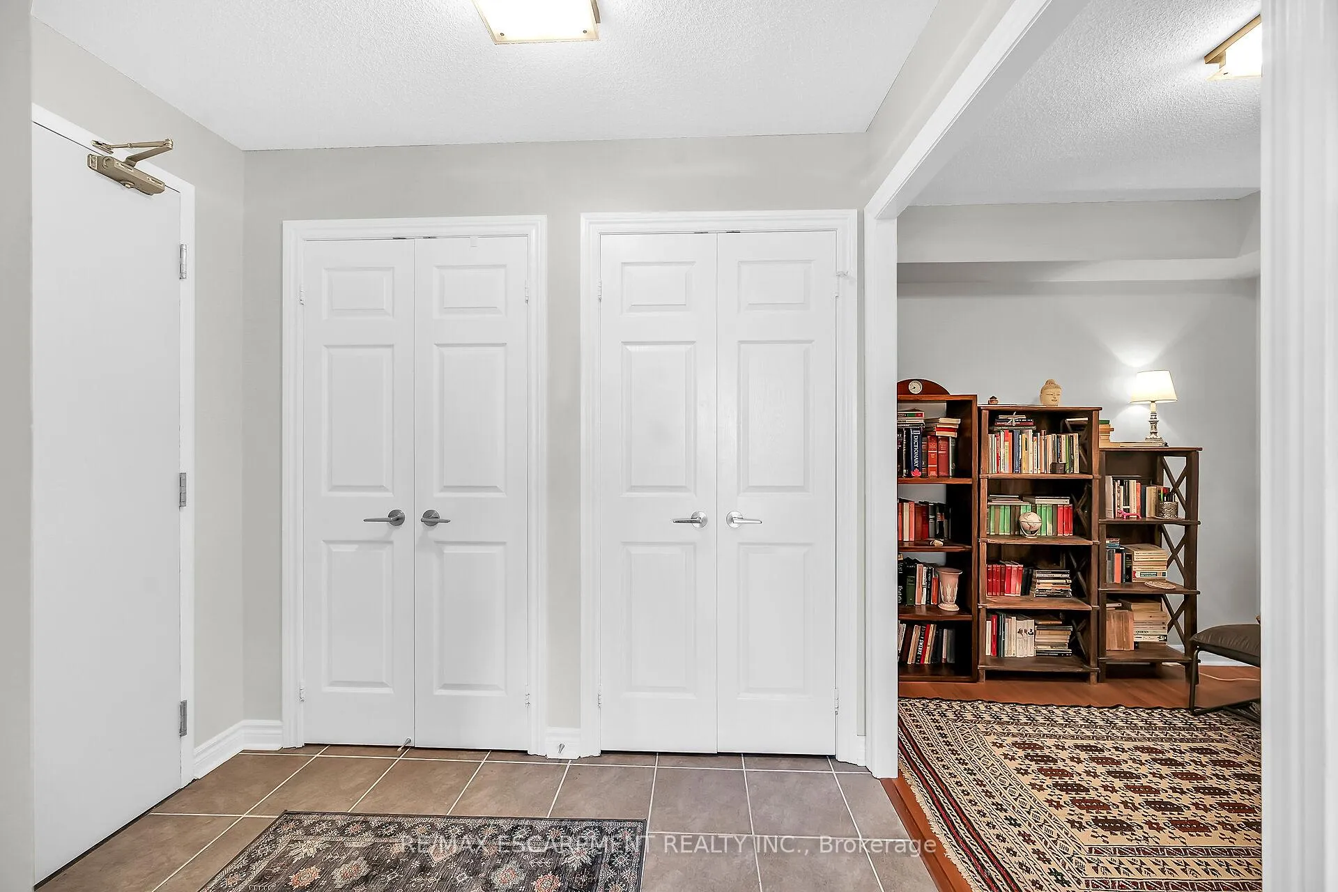 Photo 8 of Unit 601, 2365 Central Park Drive, Oakville, River Oaks — HOMEH