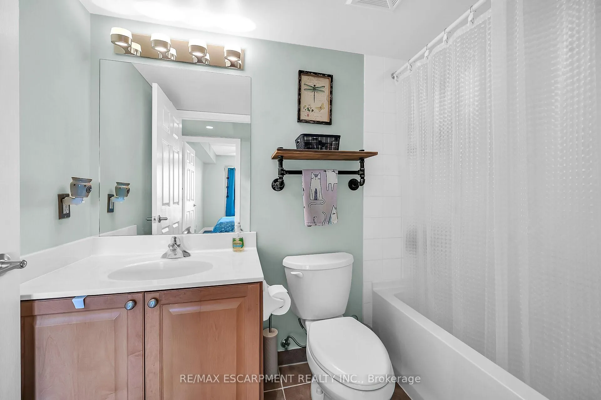 Photo 19 of Unit 601, 2365 Central Park Drive, Oakville, River Oaks — HOMEH