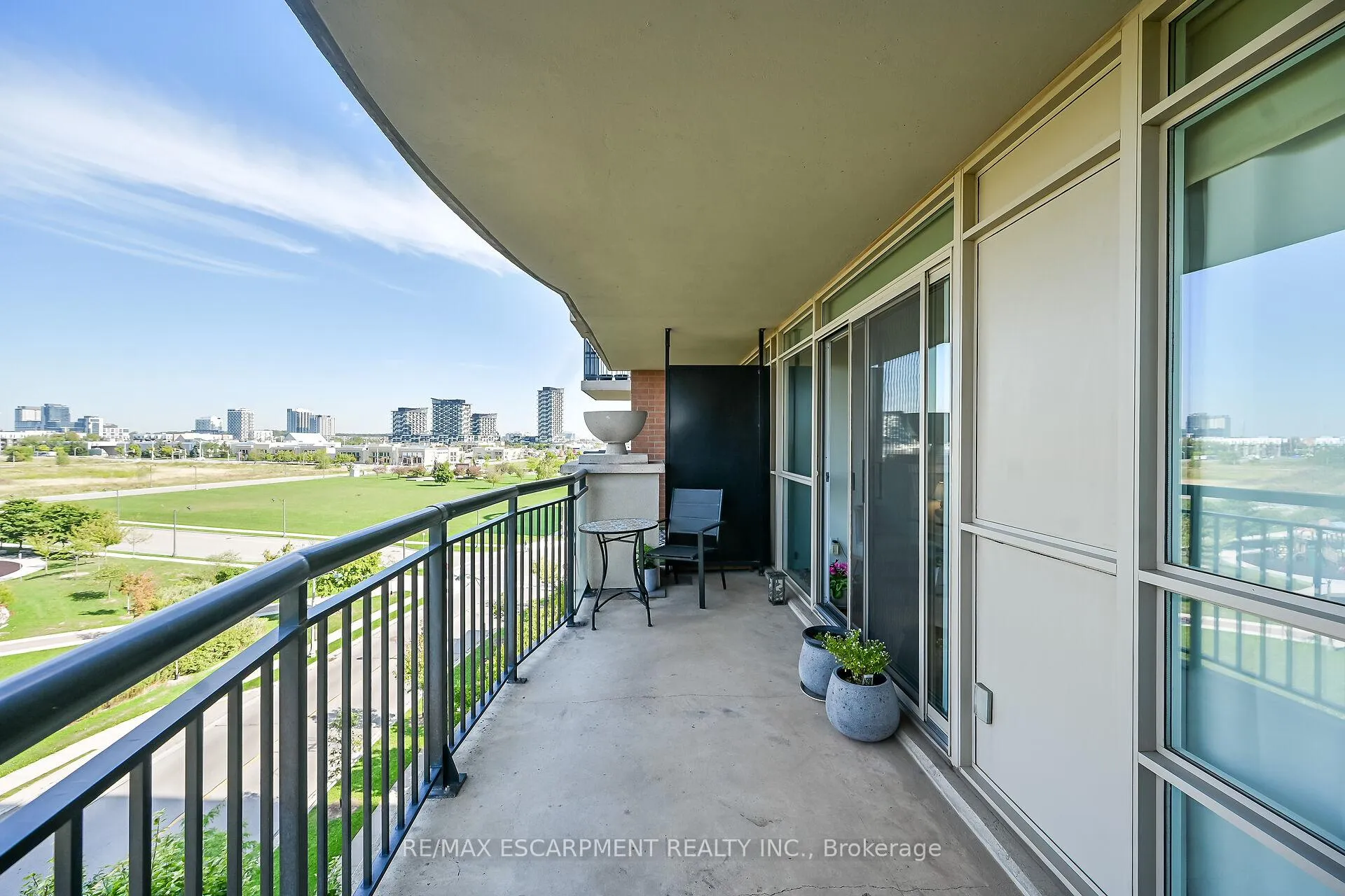 Photo 22 of Unit 601, 2365 Central Park Drive, Oakville, River Oaks — HOMEH