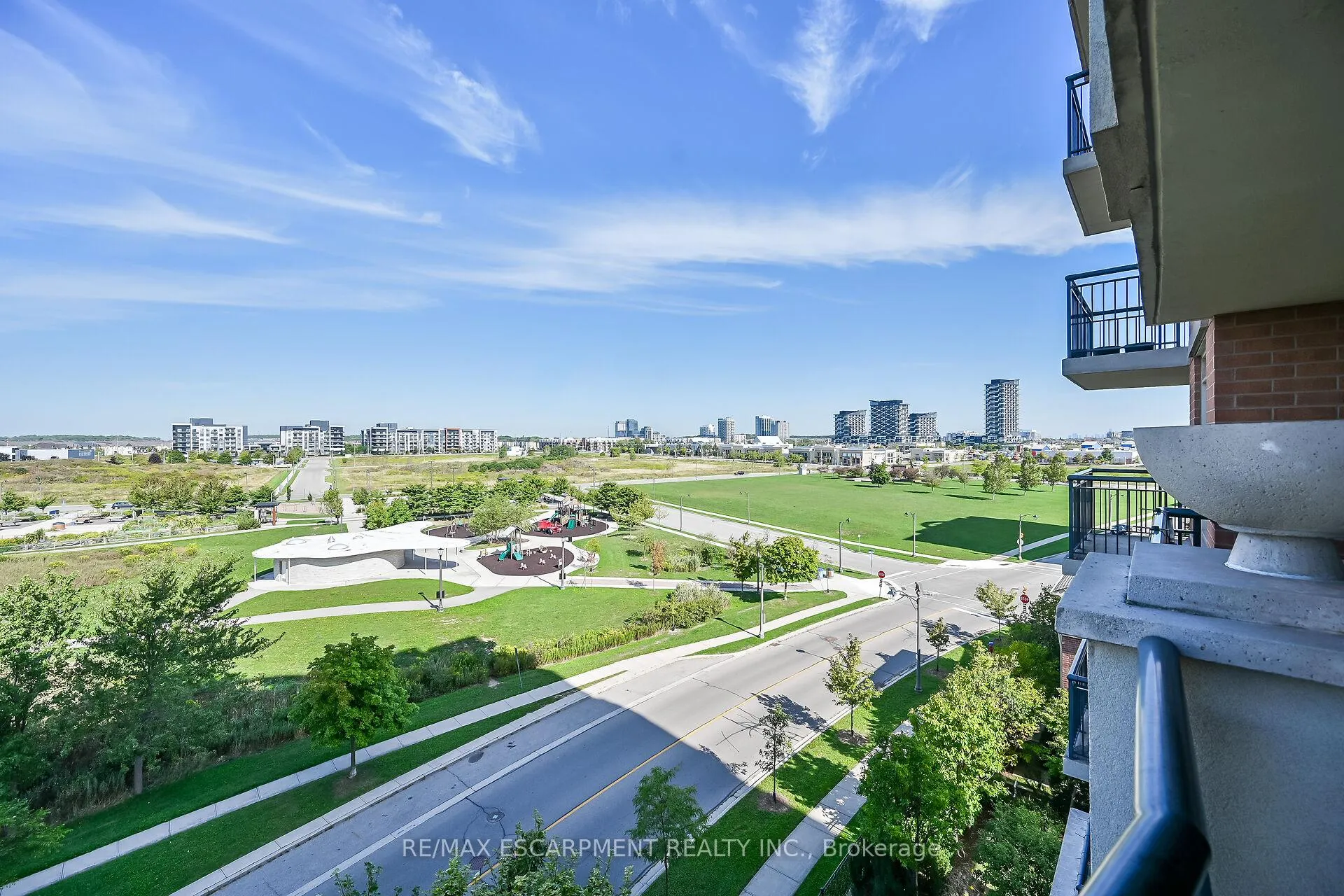 Photo 23 of Unit 601, 2365 Central Park Drive, Oakville, River Oaks — HOMEH