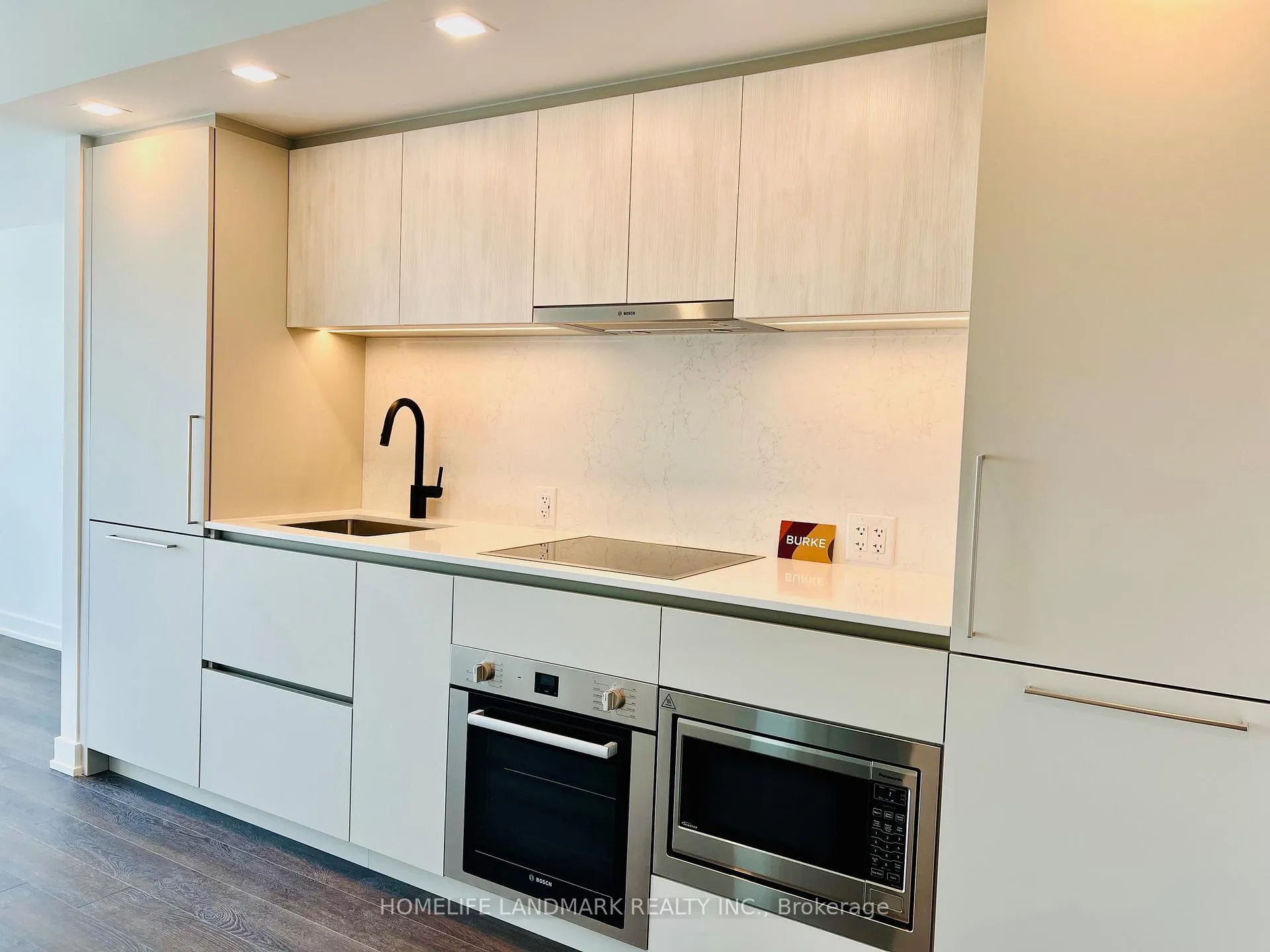 Photo 8 of Unit 1608, 609 Sherbourne Street, Toronto, North St. James Town — HOMEH