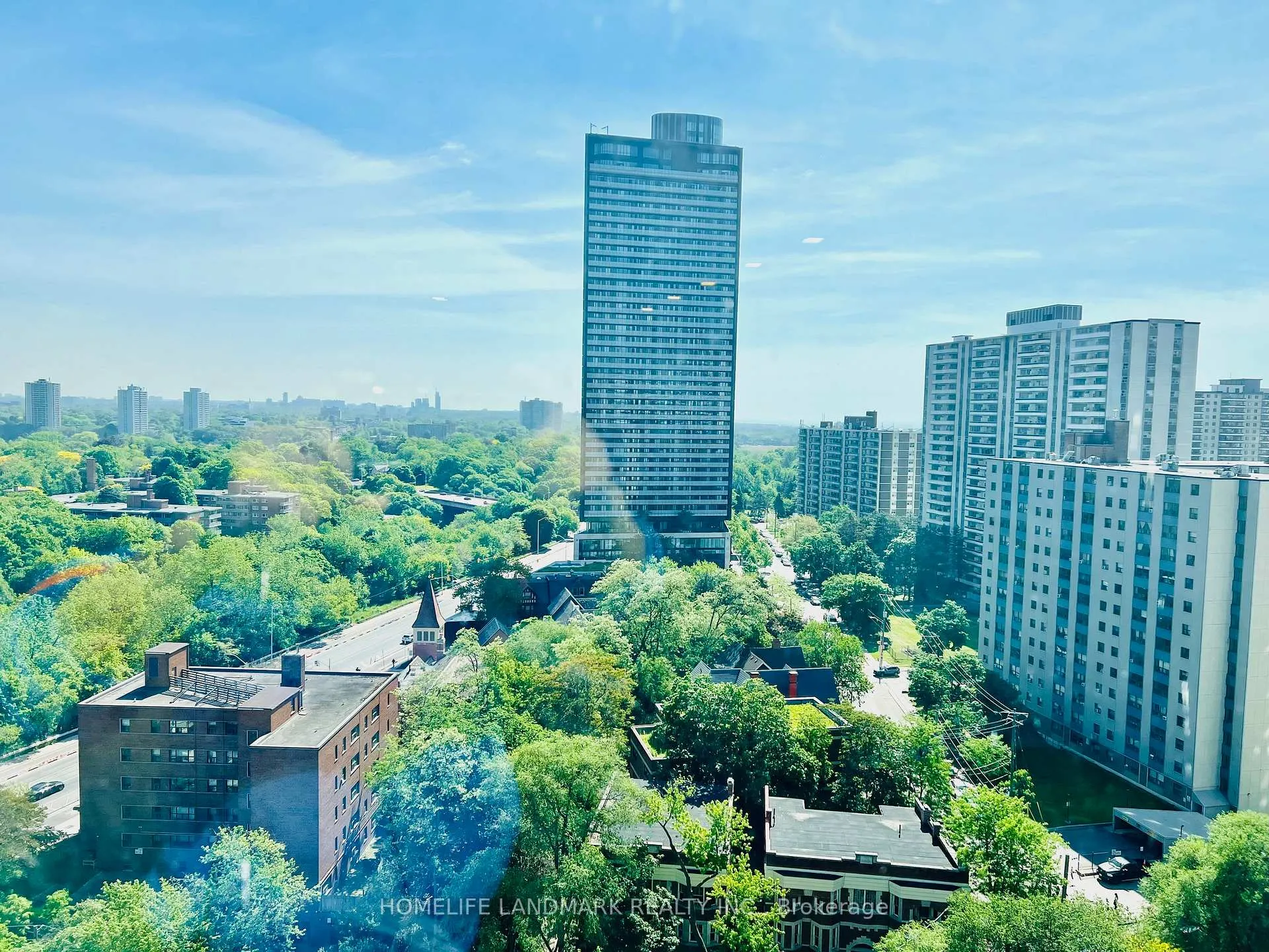 Photo 18 of Unit 1608, 609 Sherbourne Street, Toronto, North St. James Town — HOMEH