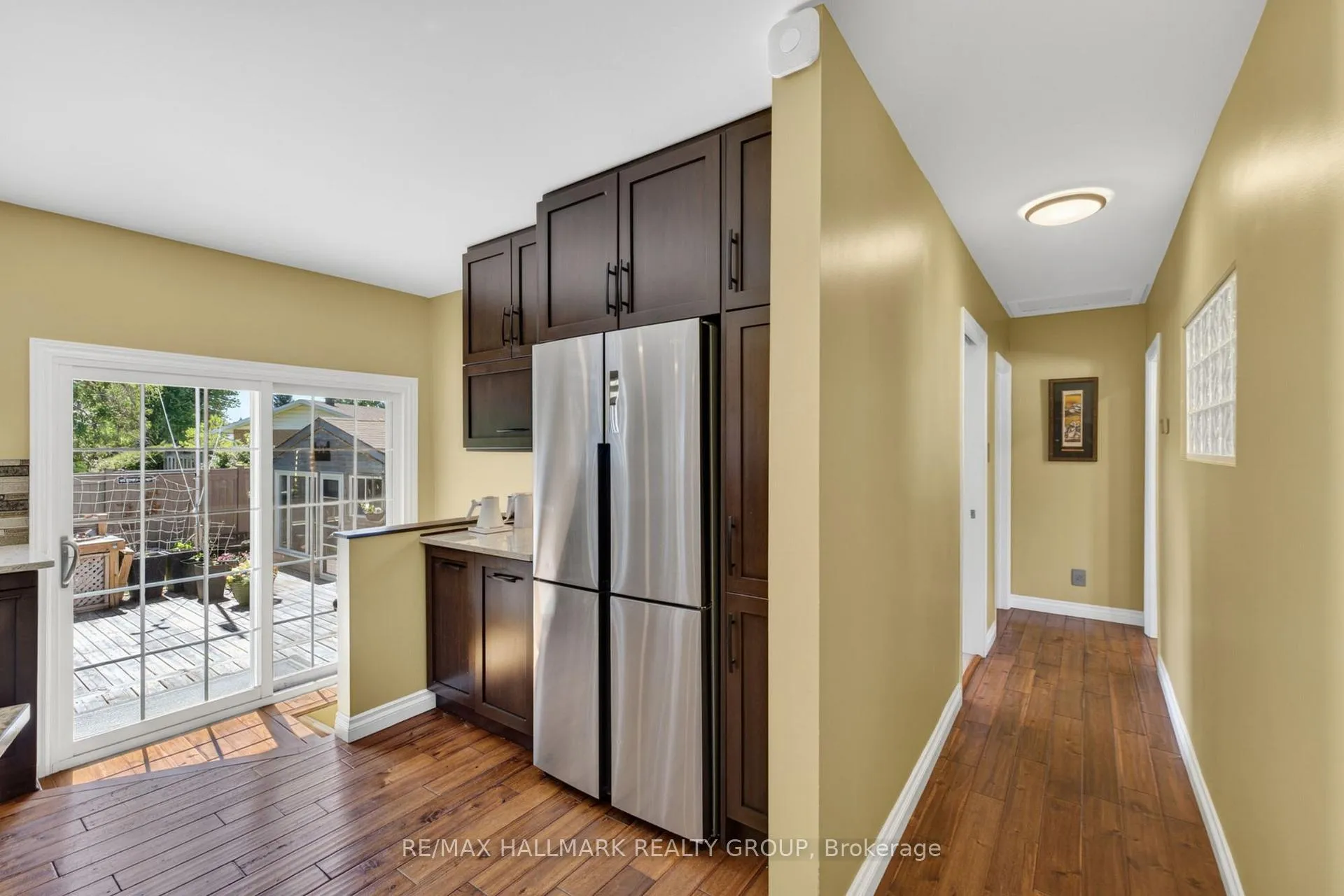 Photo 12 of 120 Abbeyhill Drive, Ottawa, Kanata - Glencairn/Hazeldean — HOMEH