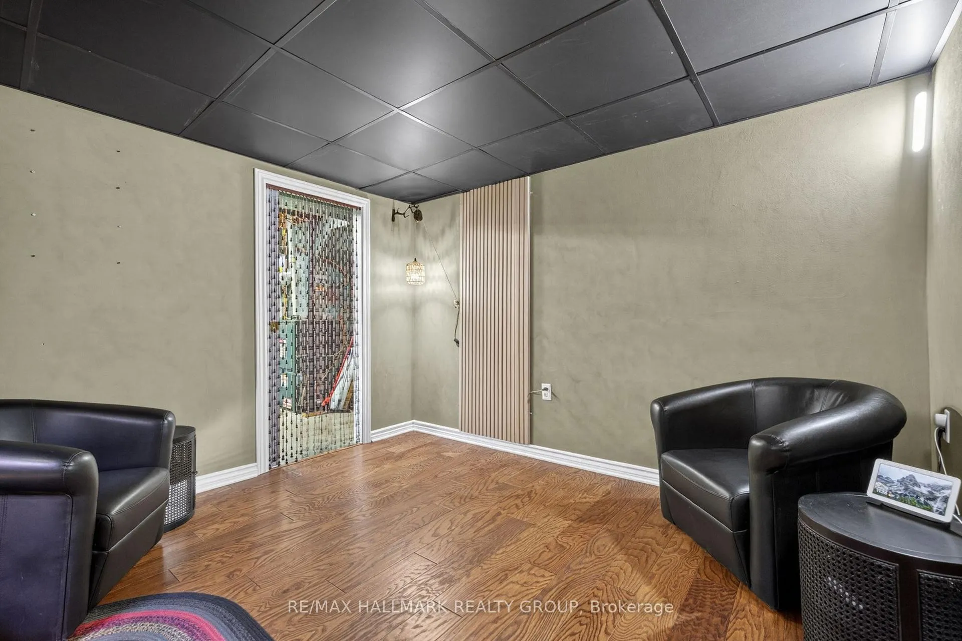 Photo 26 of 120 Abbeyhill Drive, Ottawa, Kanata - Glencairn/Hazeldean — HOMEH