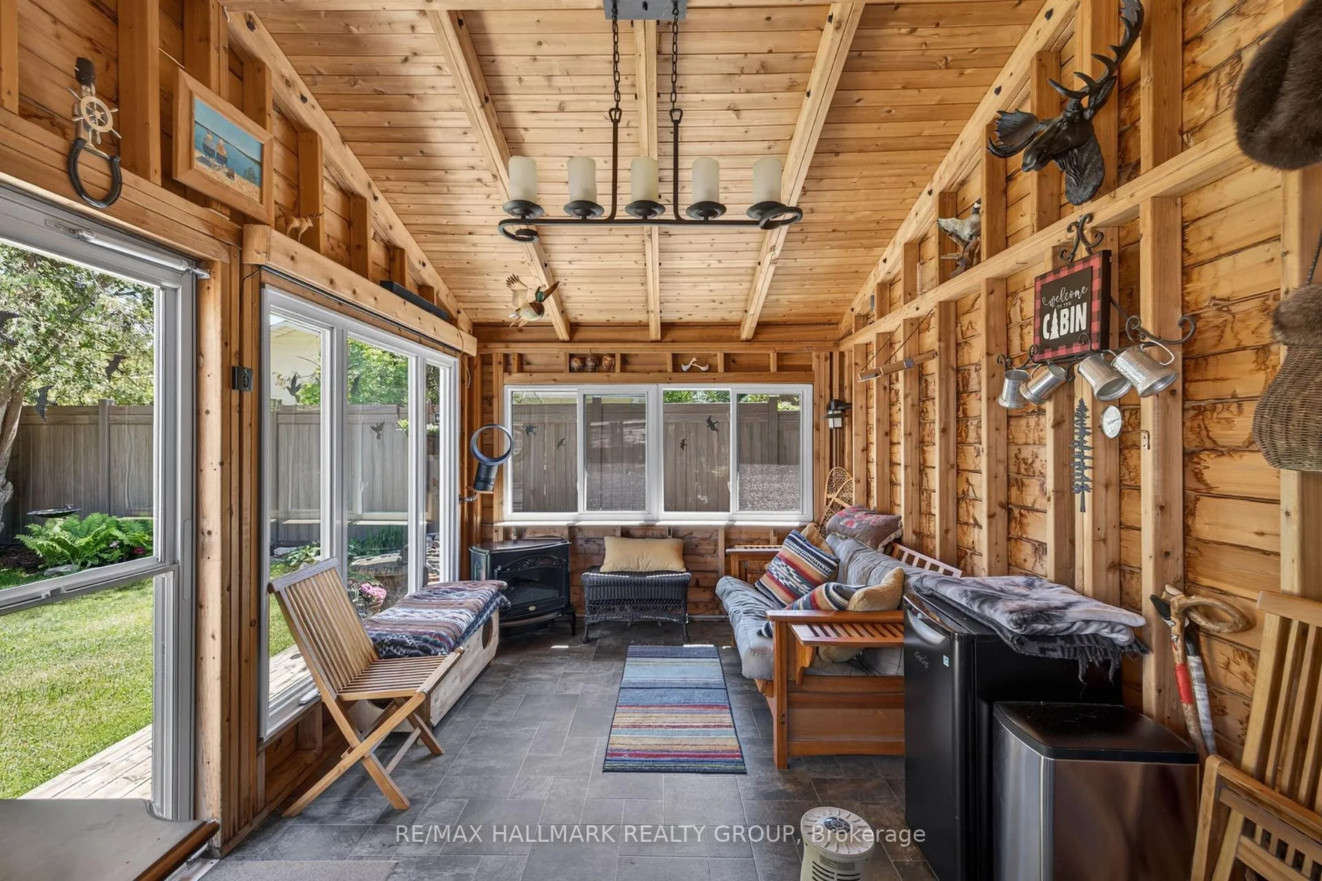 Photo 29 of 120 Abbeyhill Drive, Ottawa, Kanata - Glencairn/Hazeldean — HOMEH