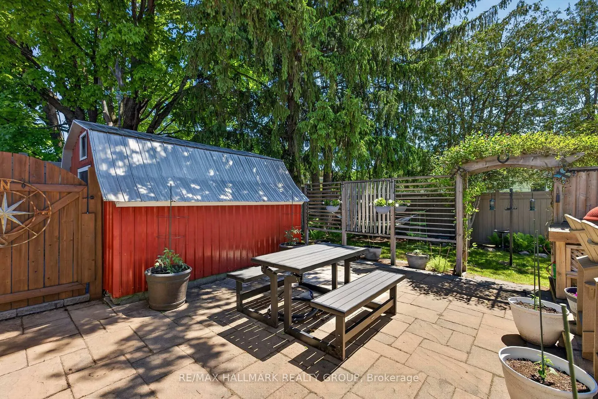 Photo 32 of 120 Abbeyhill Drive, Ottawa, Kanata - Glencairn/Hazeldean — HOMEH