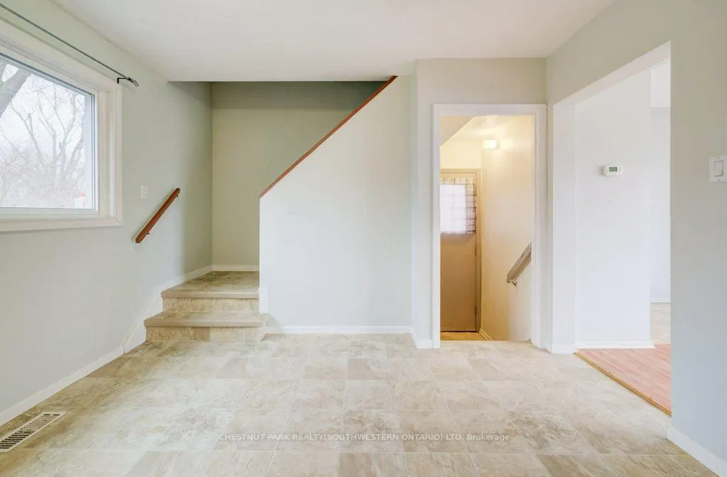 Photo 11 of 151 Franklin Street N, Kitchener, Stanley Park — HOMEH
