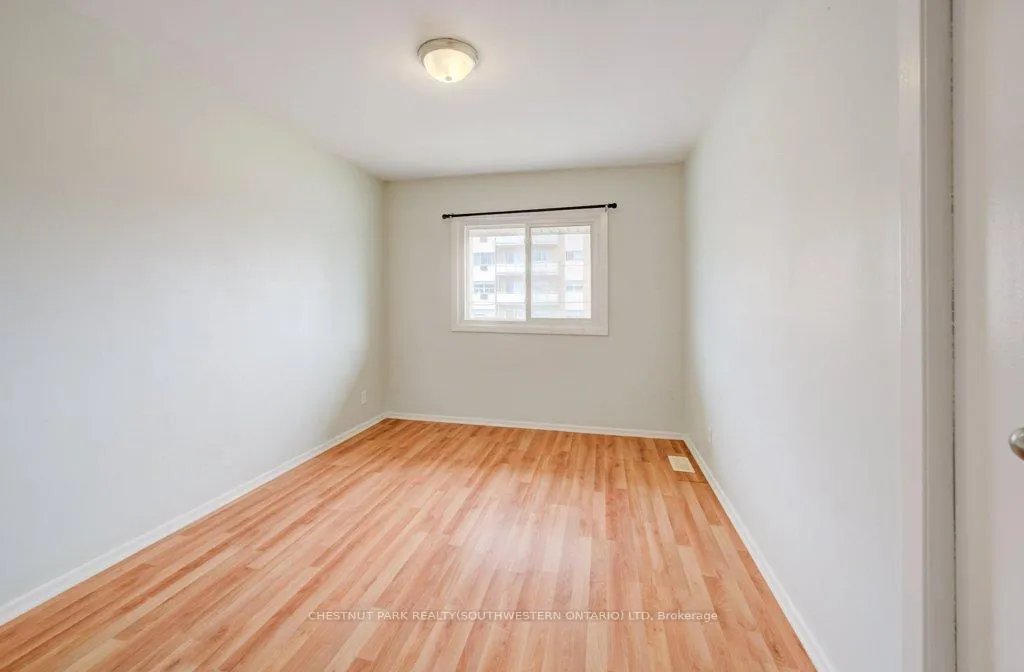 Photo 15 of 151 Franklin Street N, Kitchener, Stanley Park — HOMEH