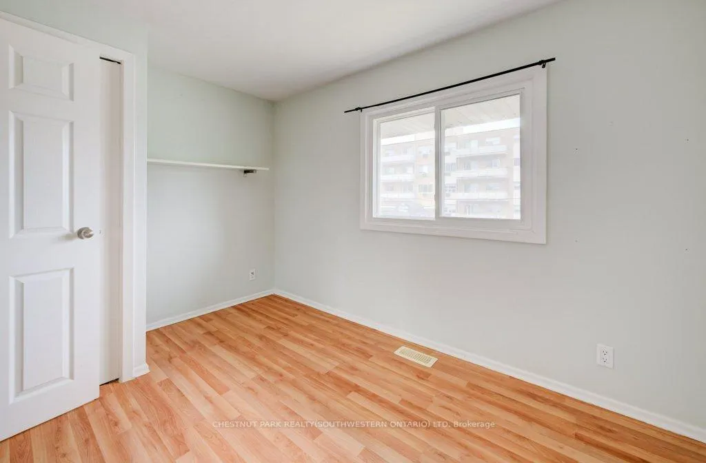 Photo 16 of 151 Franklin Street N, Kitchener, Stanley Park — HOMEH