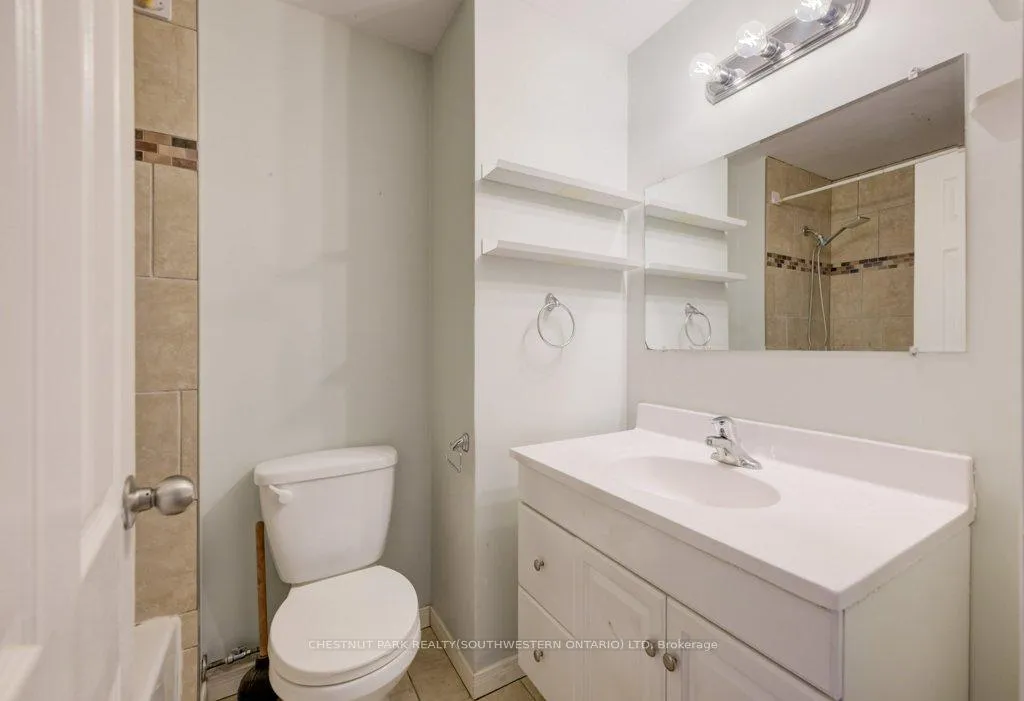 Photo 20 of 151 Franklin Street N, Kitchener, Stanley Park — HOMEH