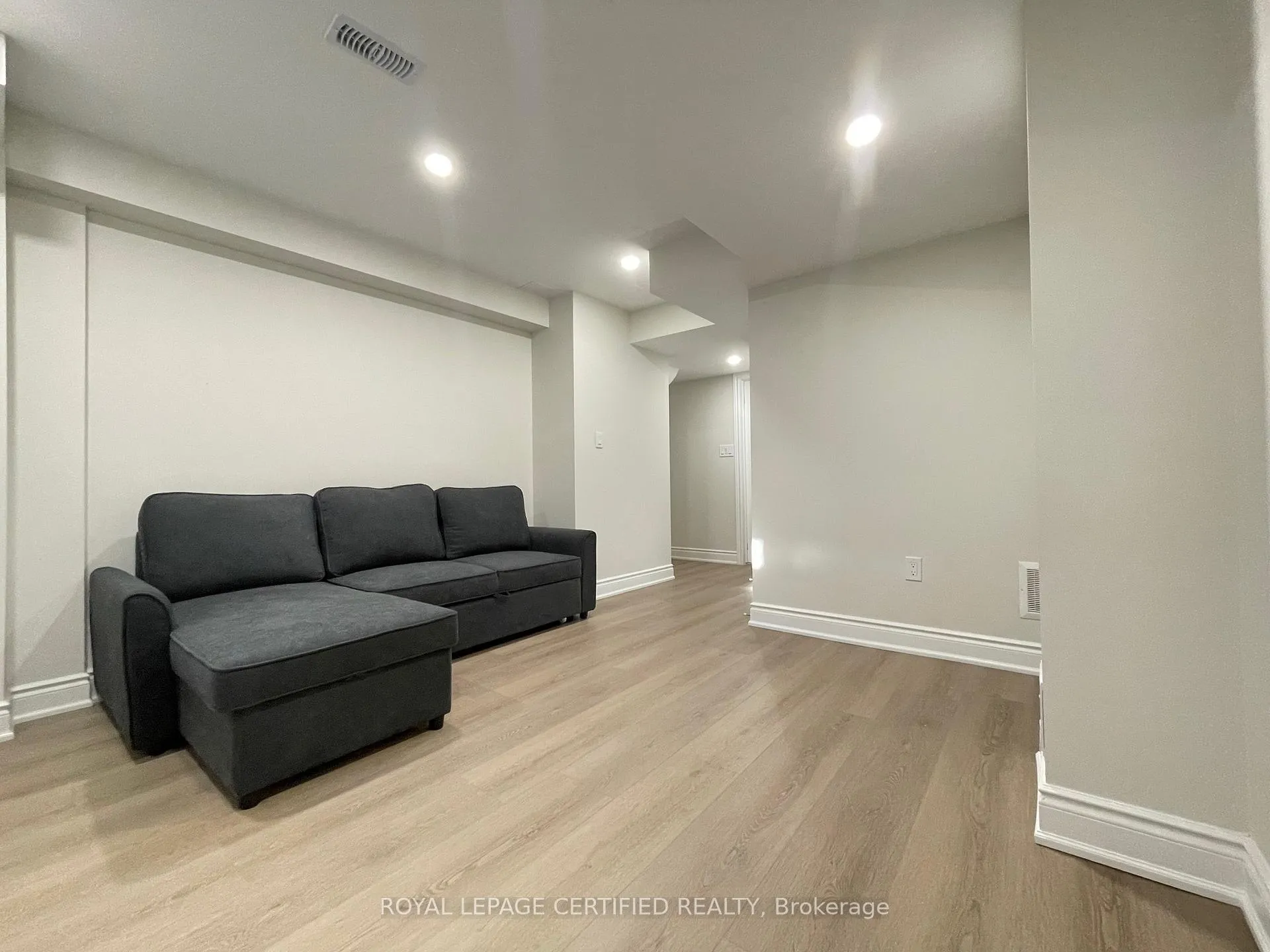 Photo 10 of Unit Bsmt 2, 1227 Mcphedran Point, Milton, Ford — HOMEH