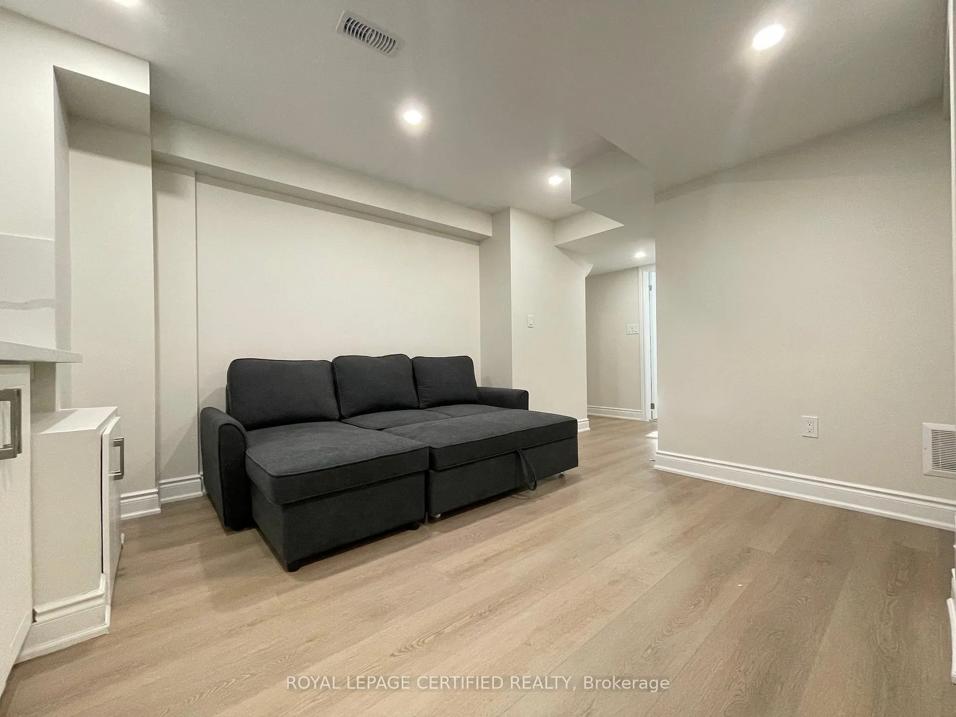 Photo 14 of Unit Bsmt 2, 1227 Mcphedran Point, Milton, Ford — HOMEH