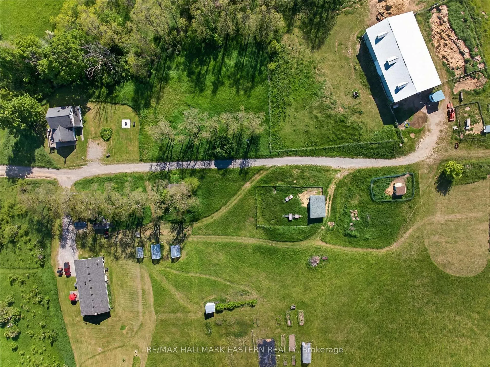 Photo 4 of 794 Morton Line, Cavan Monaghan, Cavan Twp — HOMEH
