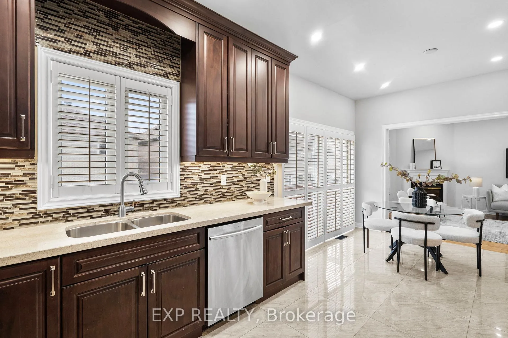 Photo 17 of 278 Williamson Road, Markham, Greensborough — HOMEH