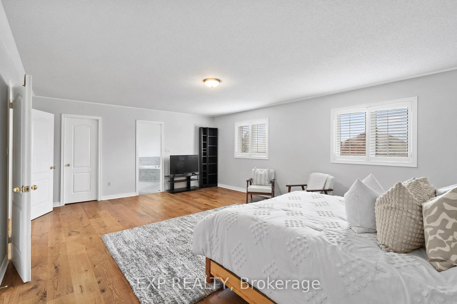 Photo 31 of 278 Williamson Road, Markham, Greensborough — HOMEH