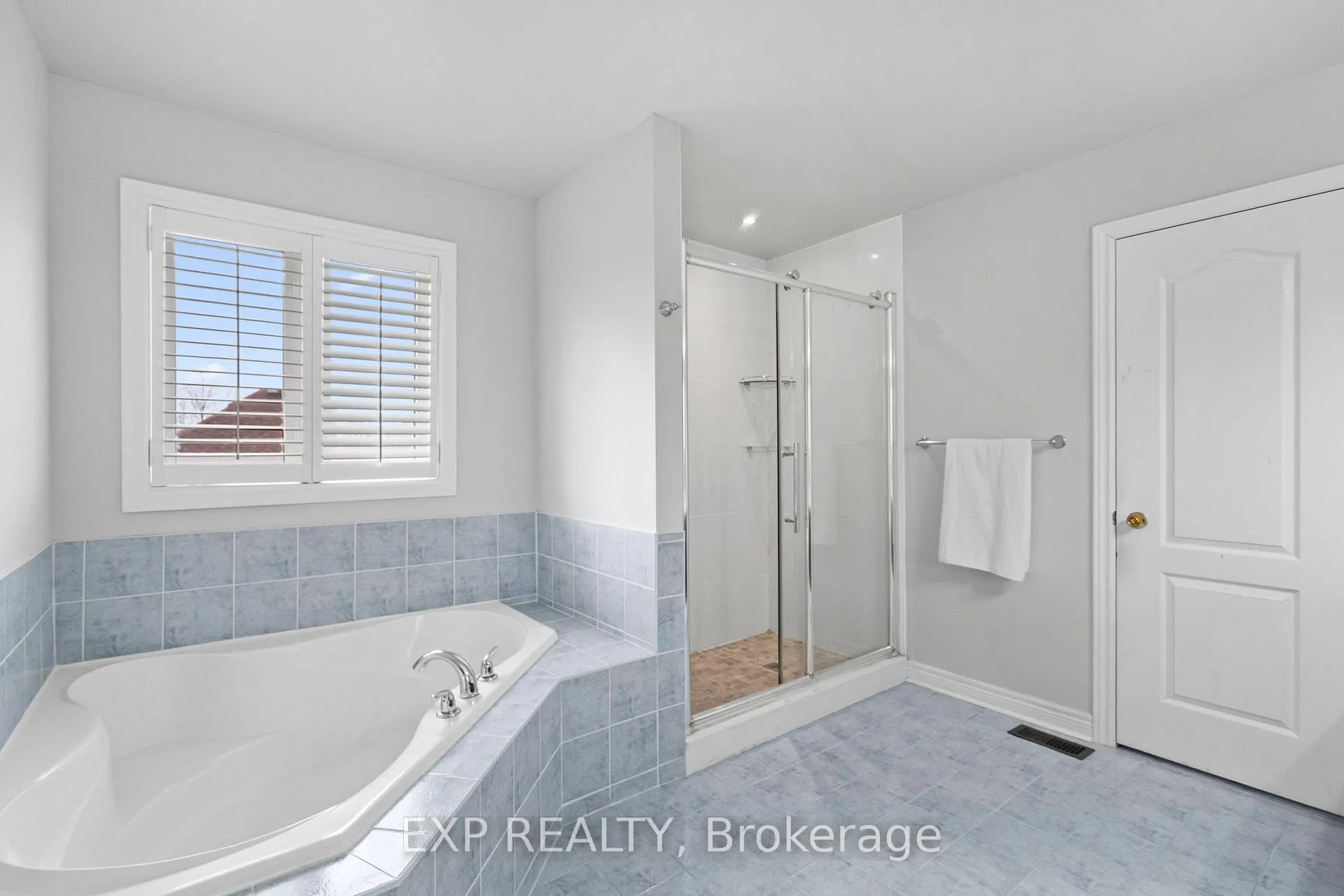 Photo 34 of 278 Williamson Road, Markham, Greensborough — HOMEH