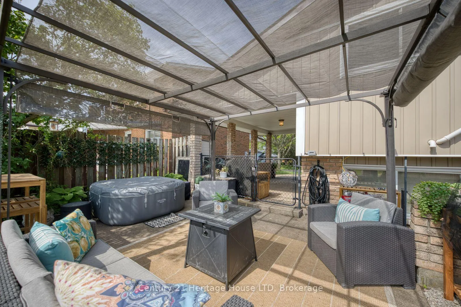 Photo 4 of 6046 Eldorado Avenue, Niagara Falls, West Wood — HOMEH