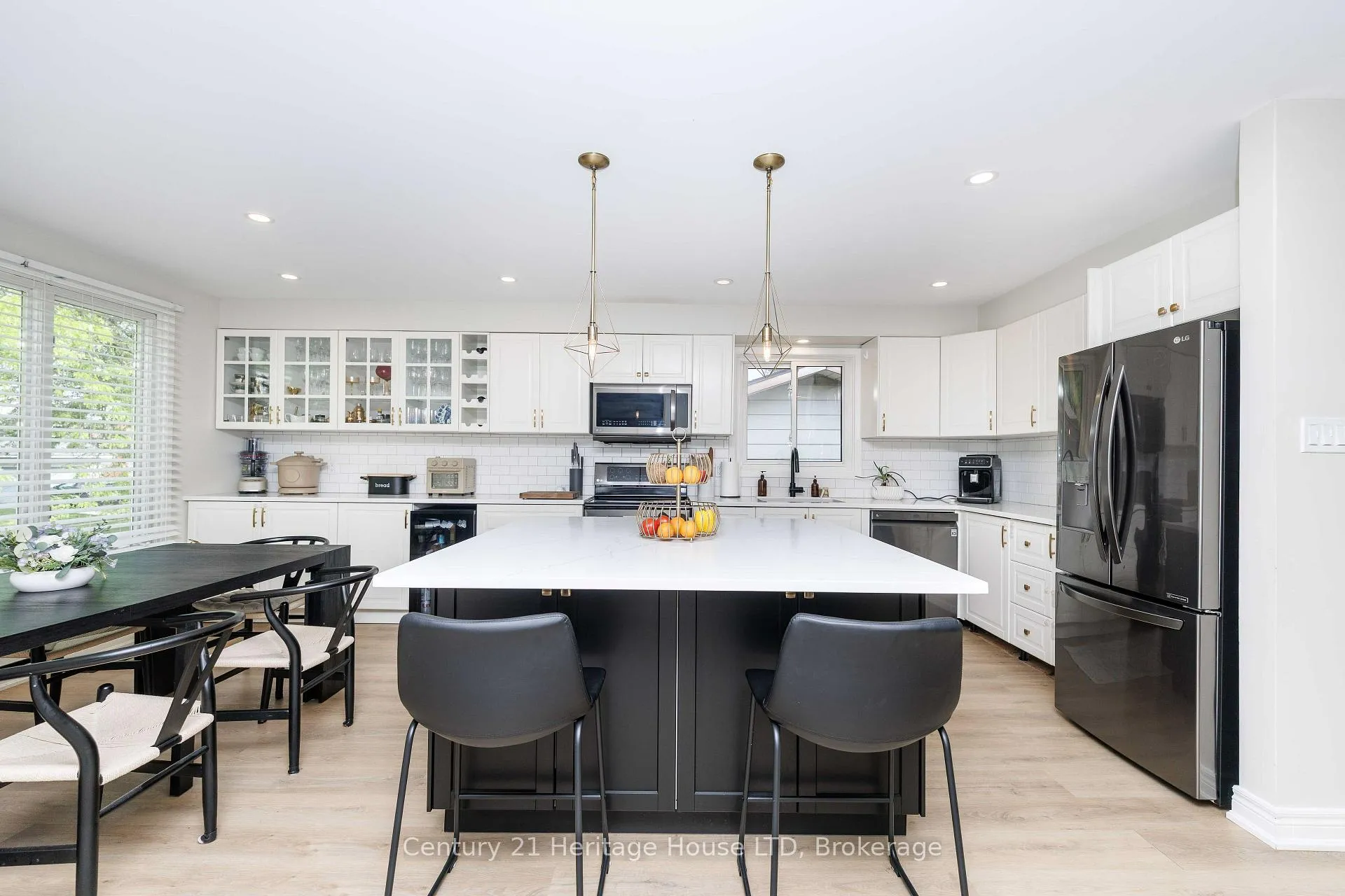 Photo 11 of 6046 Eldorado Avenue, Niagara Falls, West Wood — HOMEH