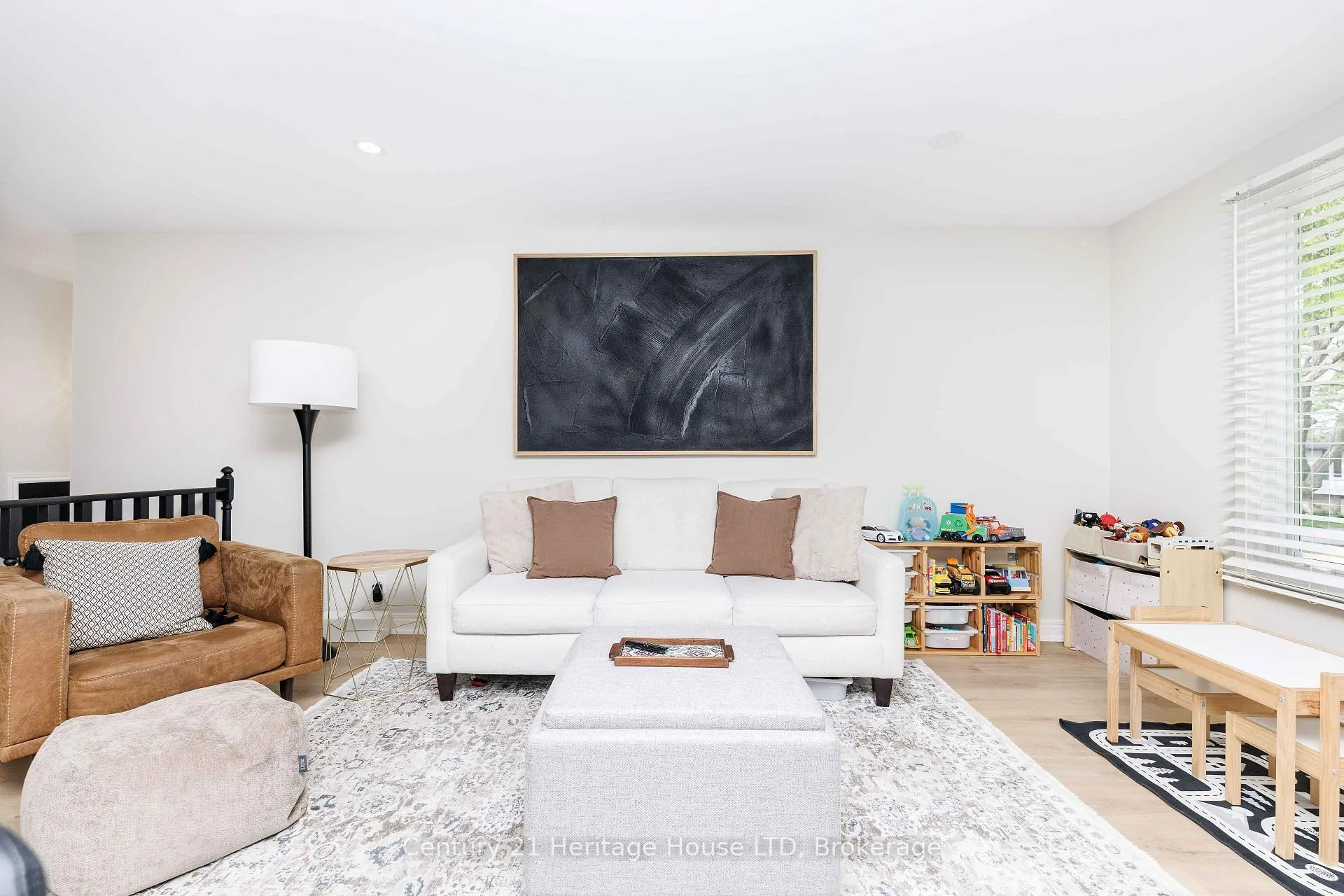 Photo 14 of 6046 Eldorado Avenue, Niagara Falls, West Wood — HOMEH