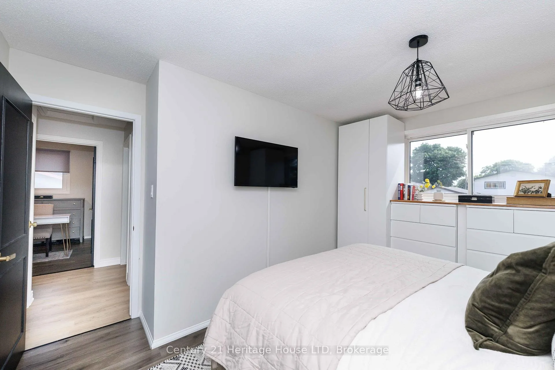Photo 21 of 6046 Eldorado Avenue, Niagara Falls, West Wood — HOMEH